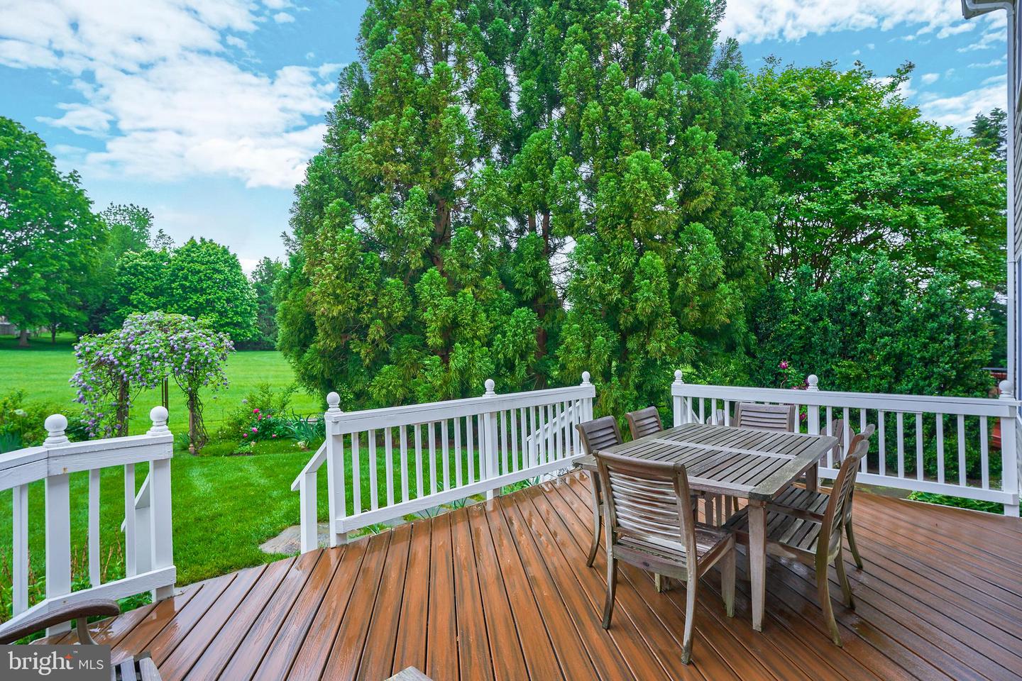 10812 CRIPPEN VALE CT, RESTON, Virginia 20194, 4 Bedrooms Bedrooms, ,2 BathroomsBathrooms,Residential,For sale,10812 CRIPPEN VALE CT,VAFX2285966 MLS # VAFX2285966