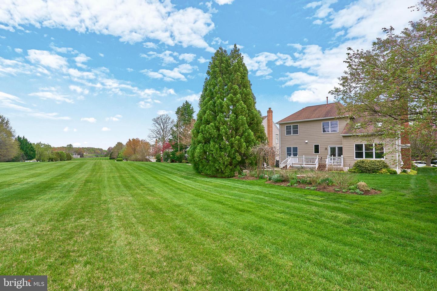 10812 CRIPPEN VALE CT, RESTON, Virginia 20194, 4 Bedrooms Bedrooms, ,2 BathroomsBathrooms,Residential,For sale,10812 CRIPPEN VALE CT,VAFX2285966 MLS # VAFX2285966