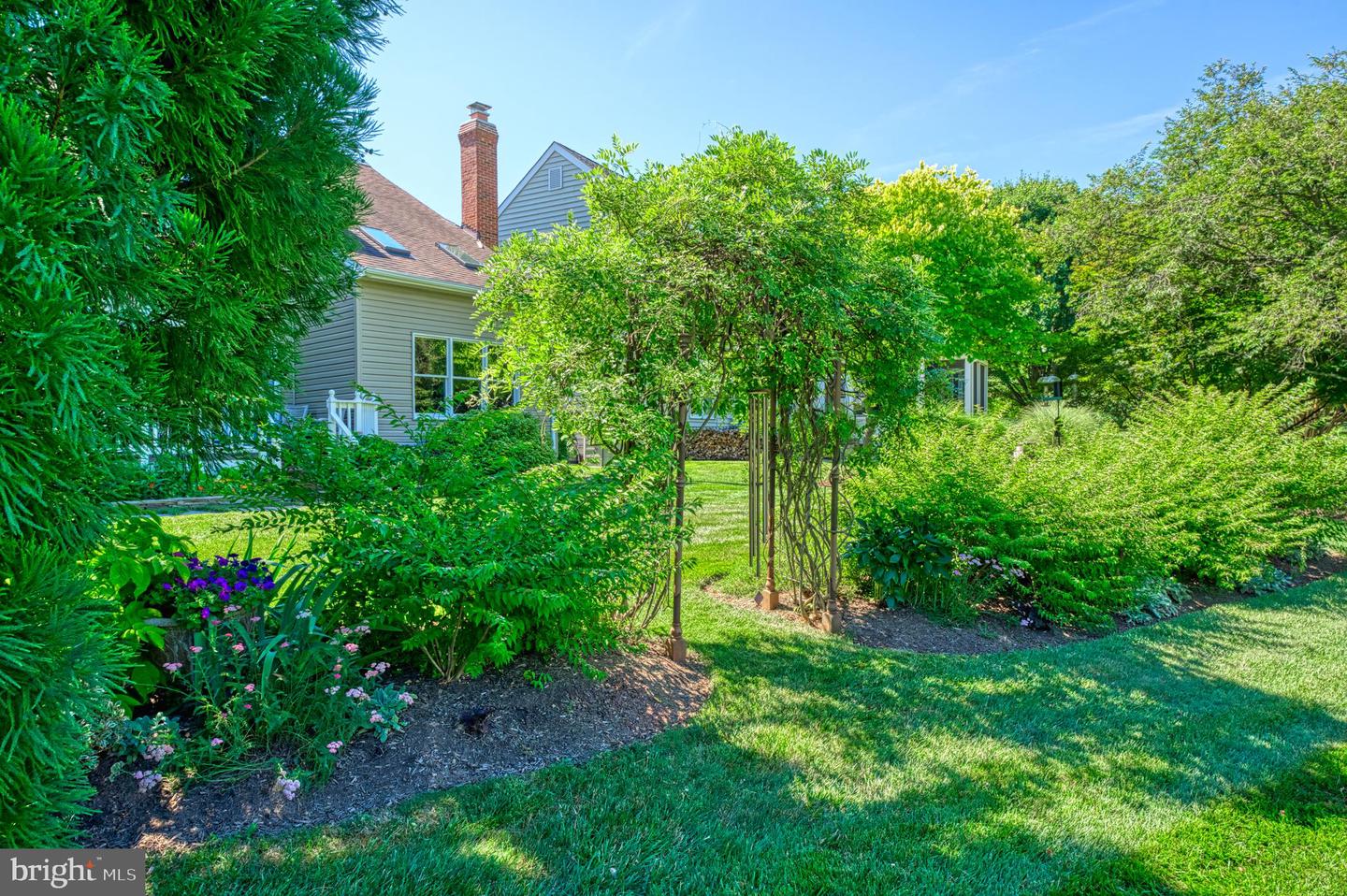 10812 CRIPPEN VALE CT, RESTON, Virginia 20194, 4 Bedrooms Bedrooms, ,2 BathroomsBathrooms,Residential,For sale,10812 CRIPPEN VALE CT,VAFX2285966 MLS # VAFX2285966