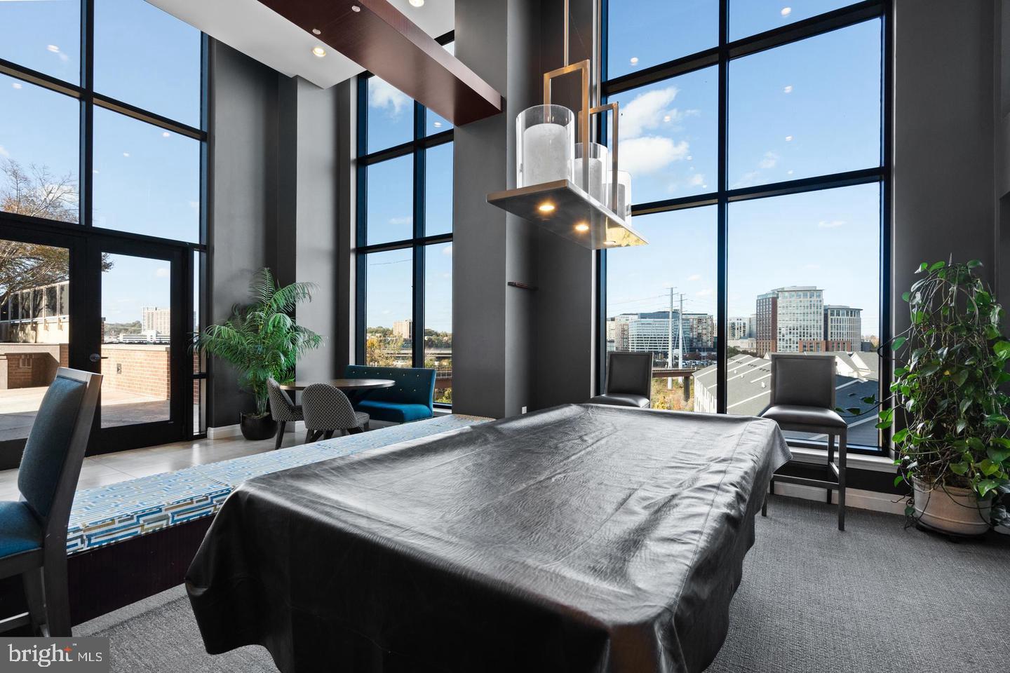 2451 MIDTOWN AVE #1501, ALEXANDRIA, Virginia 22303, 2 Bedrooms Bedrooms, ,2 BathroomsBathrooms,Residential,For sale,2451 MIDTOWN AVE #1501,VAFX2286000 MLS # VAFX2286000