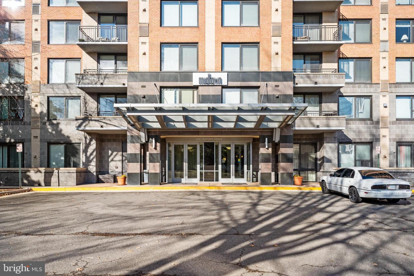 2451 MIDTOWN AVE #1501, ALEXANDRIA, Virginia 22303, 2 Bedrooms Bedrooms, ,2 BathroomsBathrooms,Residential,For sale,2451 MIDTOWN AVE #1501,VAFX2286000 MLS # VAFX2286000