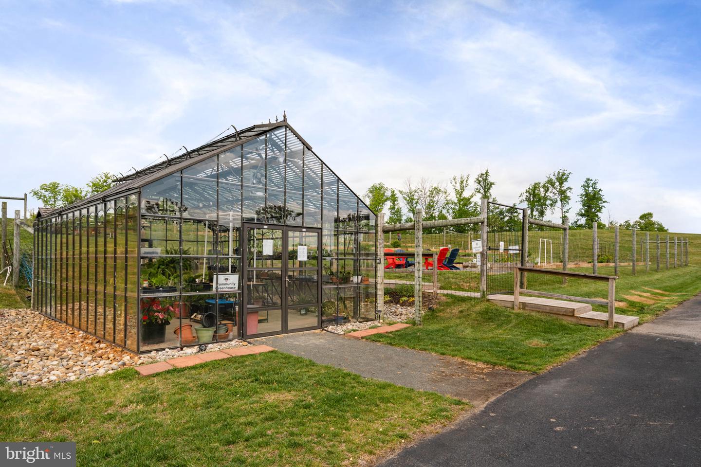 17021 SILVER ARROW DR, DUMFRIES, Virginia 22026, 4 Bedrooms Bedrooms, ,4 BathroomsBathrooms,Residential,For sale,17021 SILVER ARROW DR,VAPW2110778 MLS # VAPW2110778