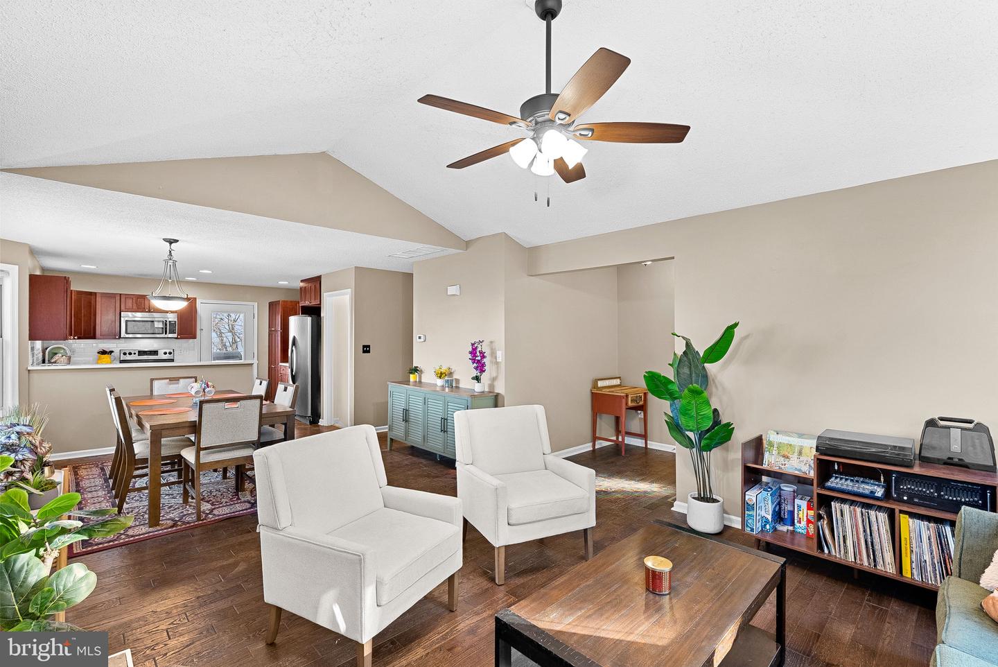 381 WINDY WAY, FRONT ROYAL, Virginia 22630, 5 Bedrooms Bedrooms, ,3 BathroomsBathrooms,Residential,For sale,381 WINDY WAY,VAWR2013160 MLS # VAWR2013160 381 WINDY WAY, FRONT ROYAL, Virginia 22630, 5 Bedrooms Bedrooms, ,3 BathroomsBathrooms,Residential,For sale,381 WINDY WAY,VAWR2013160 MLS # VAWR2013160