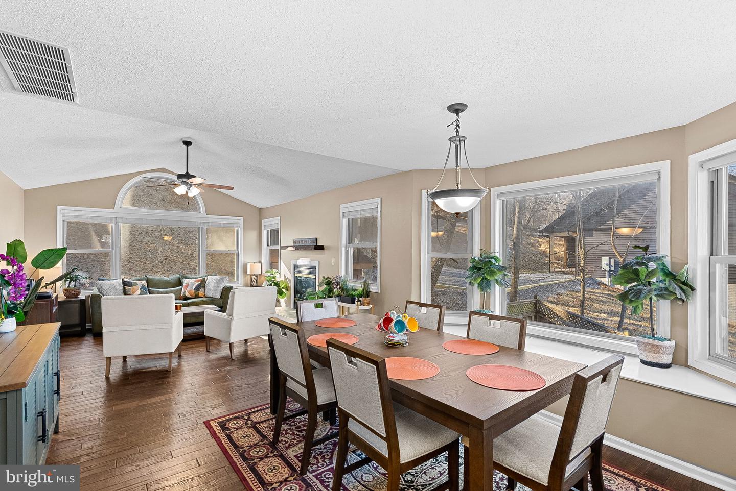 381 WINDY WAY, FRONT ROYAL, Virginia 22630, 5 Bedrooms Bedrooms, ,3 BathroomsBathrooms,Residential,For sale,381 WINDY WAY,VAWR2013160 MLS # VAWR2013160 381 WINDY WAY, FRONT ROYAL, Virginia 22630, 5 Bedrooms Bedrooms, ,3 BathroomsBathrooms,Residential,For sale,381 WINDY WAY,VAWR2013160 MLS # VAWR2013160