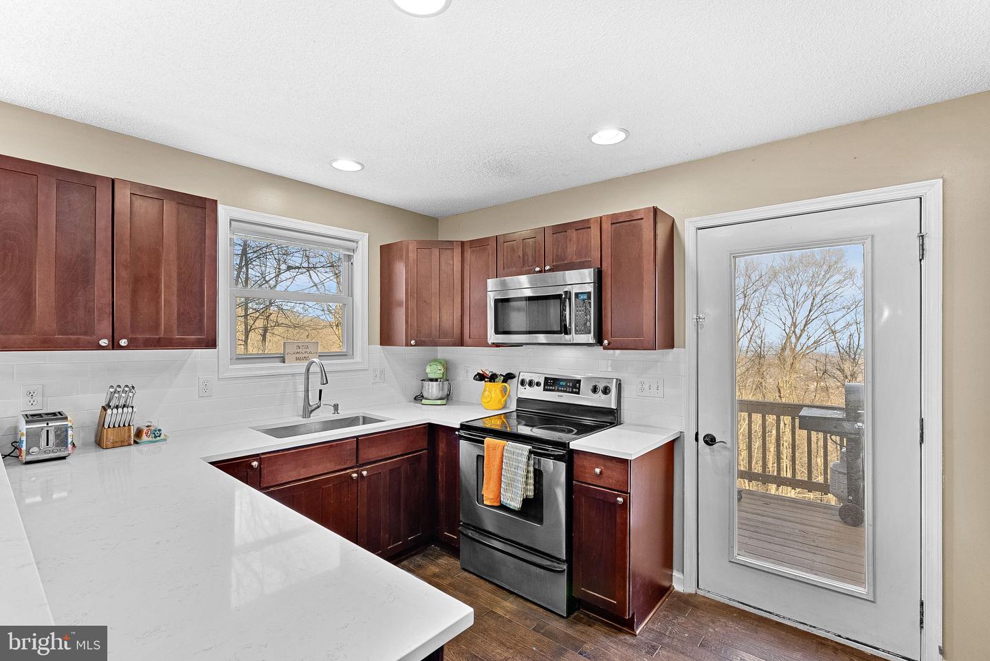 381 WINDY WAY, FRONT ROYAL, Virginia 22630, 5 Bedrooms Bedrooms, ,3 BathroomsBathrooms,Residential,For sale,381 WINDY WAY,VAWR2013160 MLS # VAWR2013160 381 WINDY WAY, FRONT ROYAL, Virginia 22630, 5 Bedrooms Bedrooms, ,3 BathroomsBathrooms,Residential,For sale,381 WINDY WAY,VAWR2013160 MLS # VAWR2013160