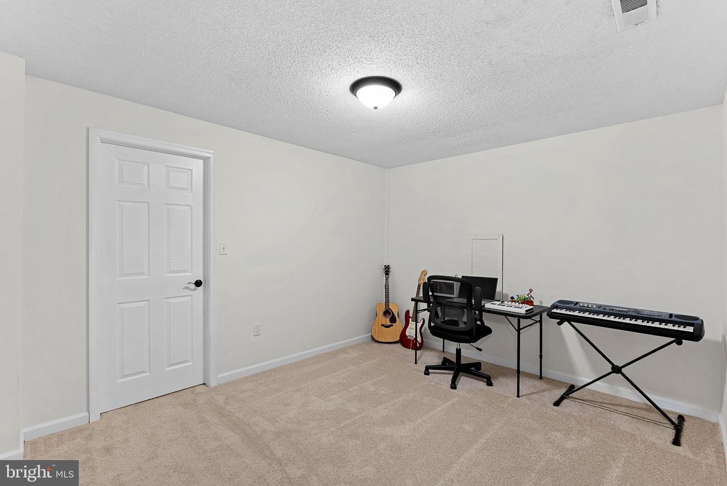 381 WINDY WAY, FRONT ROYAL, Virginia 22630, 5 Bedrooms Bedrooms, ,3 BathroomsBathrooms,Residential,For sale,381 WINDY WAY,VAWR2013160 MLS # VAWR2013160 381 WINDY WAY, FRONT ROYAL, Virginia 22630, 5 Bedrooms Bedrooms, ,3 BathroomsBathrooms,Residential,For sale,381 WINDY WAY,VAWR2013160 MLS # VAWR2013160