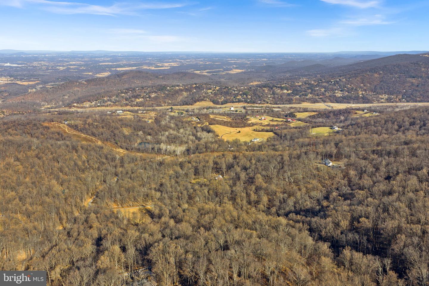 381 WINDY WAY, FRONT ROYAL, Virginia 22630, 5 Bedrooms Bedrooms, ,3 BathroomsBathrooms,Residential,For sale,381 WINDY WAY,VAWR2013160 MLS # VAWR2013160 381 WINDY WAY, FRONT ROYAL, Virginia 22630, 5 Bedrooms Bedrooms, ,3 BathroomsBathrooms,Residential,For sale,381 WINDY WAY,VAWR2013160 MLS # VAWR2013160