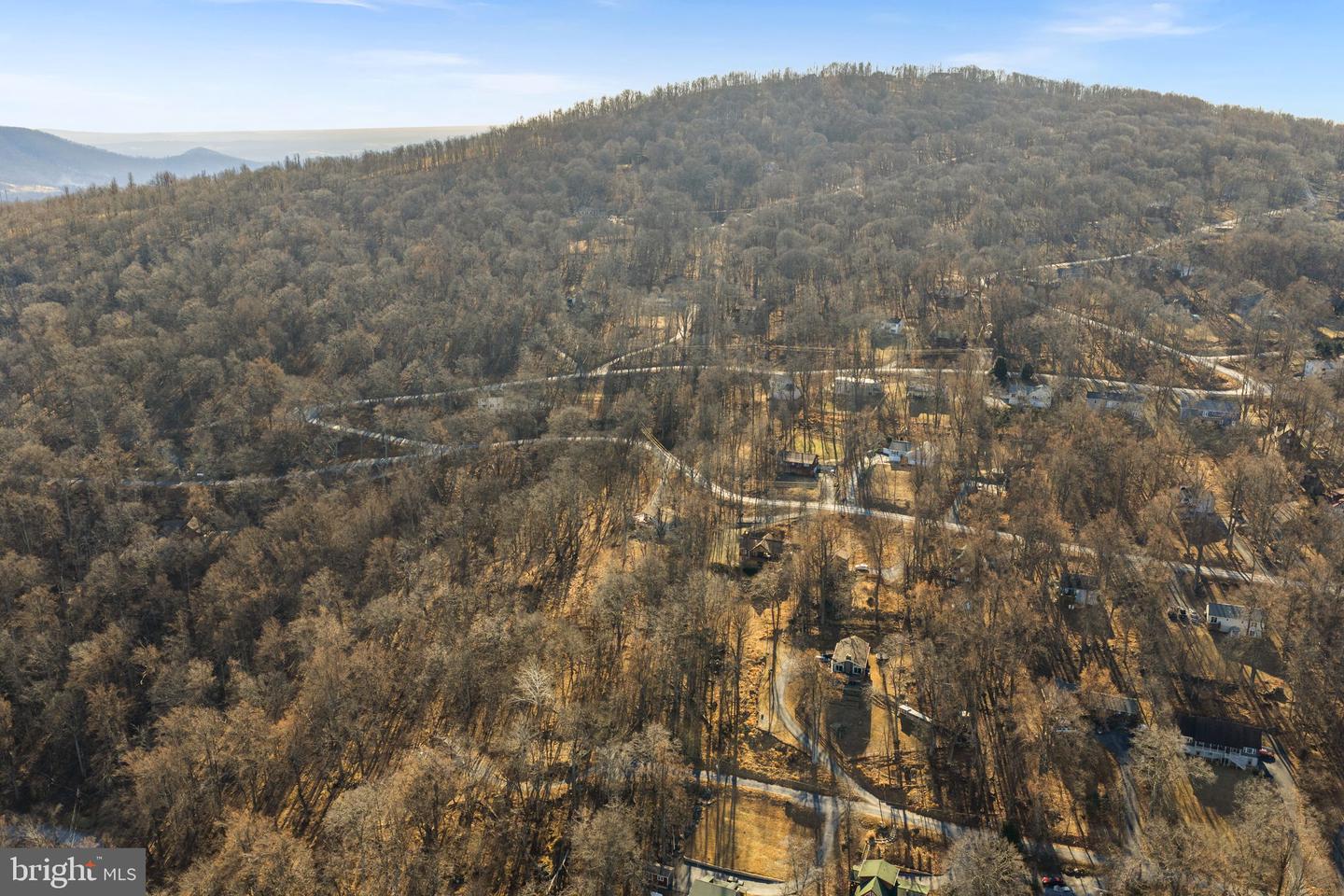 381 WINDY WAY, FRONT ROYAL, Virginia 22630, 5 Bedrooms Bedrooms, ,3 BathroomsBathrooms,Residential,For sale,381 WINDY WAY,VAWR2013160 MLS # VAWR2013160 381 WINDY WAY, FRONT ROYAL, Virginia 22630, 5 Bedrooms Bedrooms, ,3 BathroomsBathrooms,Residential,For sale,381 WINDY WAY,VAWR2013160 MLS # VAWR2013160