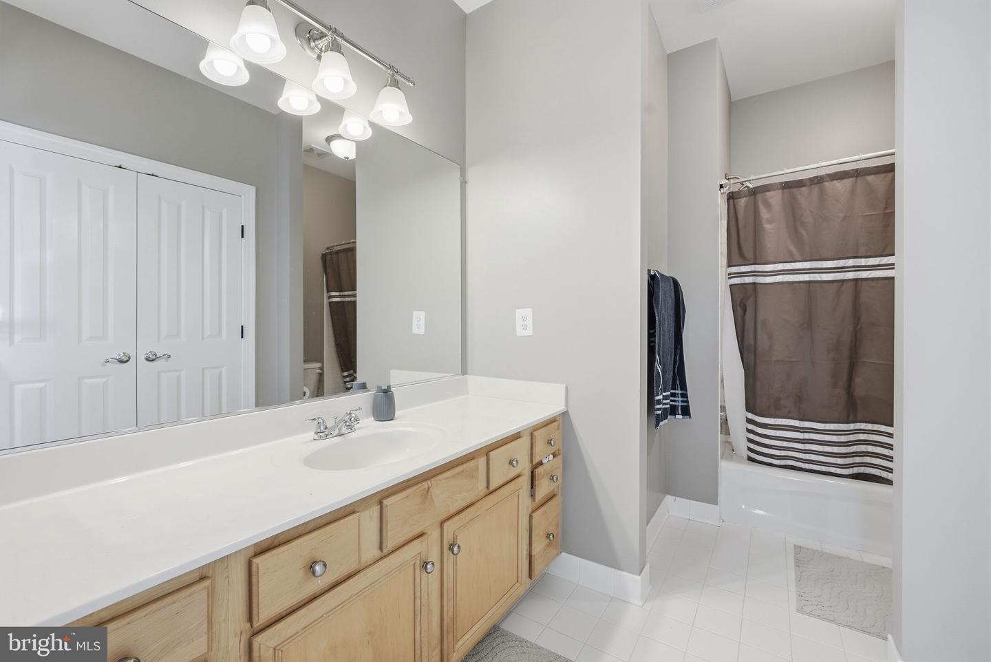 22773 HIGHCREST CIR, BRAMBLETON, Virginia 20148, 4 Bedrooms Bedrooms, ,4 BathroomsBathrooms,Residential,For sale,22773 HIGHCREST CIR,VALO2114220 MLS # VALO2114220