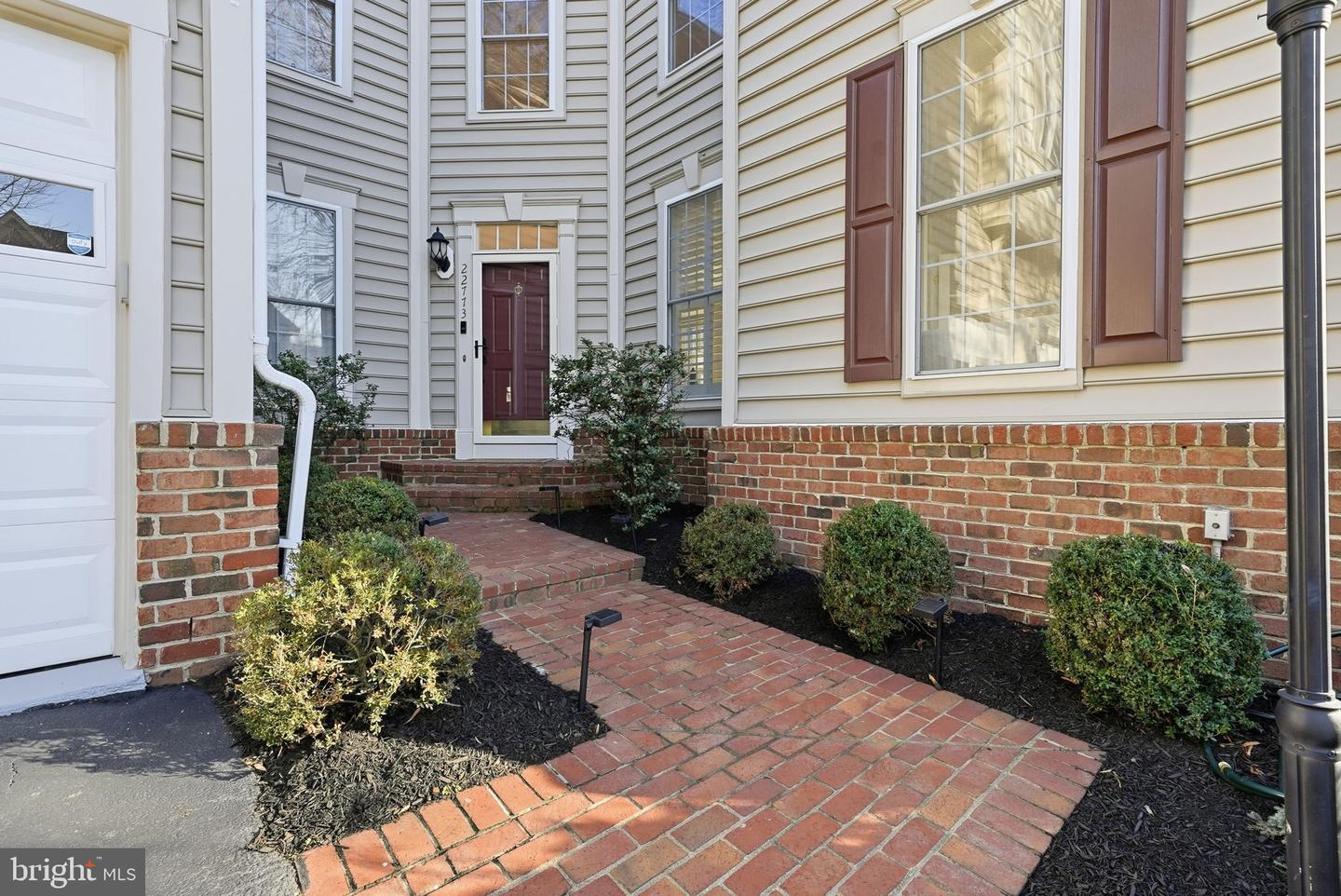 22773 HIGHCREST CIR, BRAMBLETON, Virginia 20148, 4 Bedrooms Bedrooms, ,4 BathroomsBathrooms,Residential,For sale,22773 HIGHCREST CIR,VALO2114220 MLS # VALO2114220