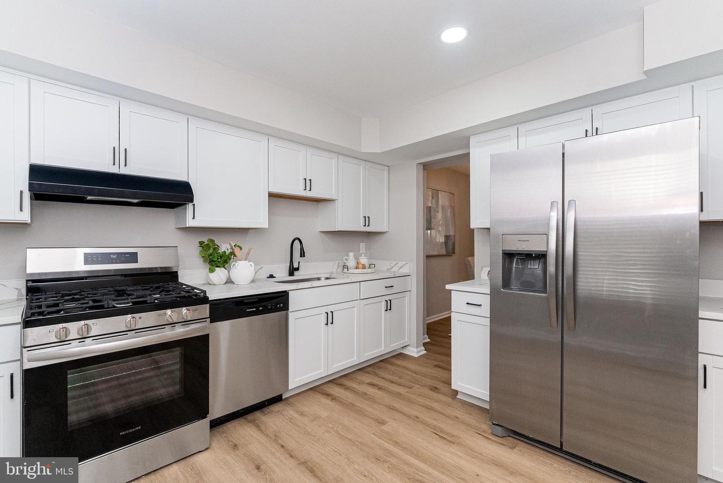 3604 FELMORE CT, WOODBRIDGE, Virginia 22193, 3 Bedrooms Bedrooms, ,1 BathroomBathrooms,Residential,For sale,3604 FELMORE CT,VAPW2110840 MLS # VAPW2110840