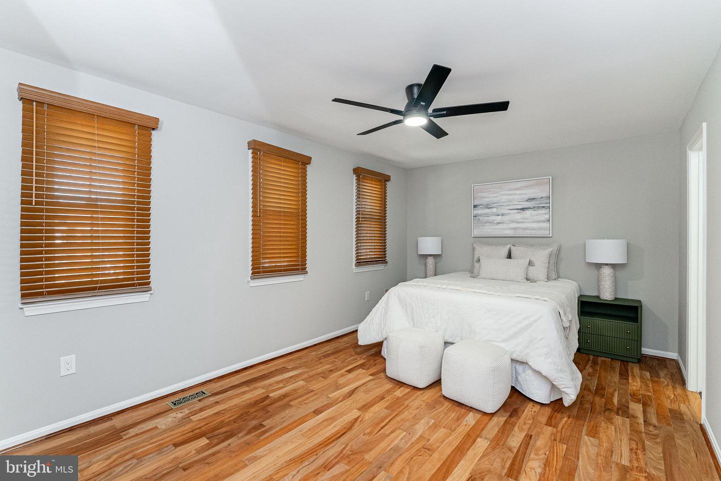 3604 FELMORE CT, WOODBRIDGE, Virginia 22193, 3 Bedrooms Bedrooms, ,1 BathroomBathrooms,Residential,For sale,3604 FELMORE CT,VAPW2110840 MLS # VAPW2110840