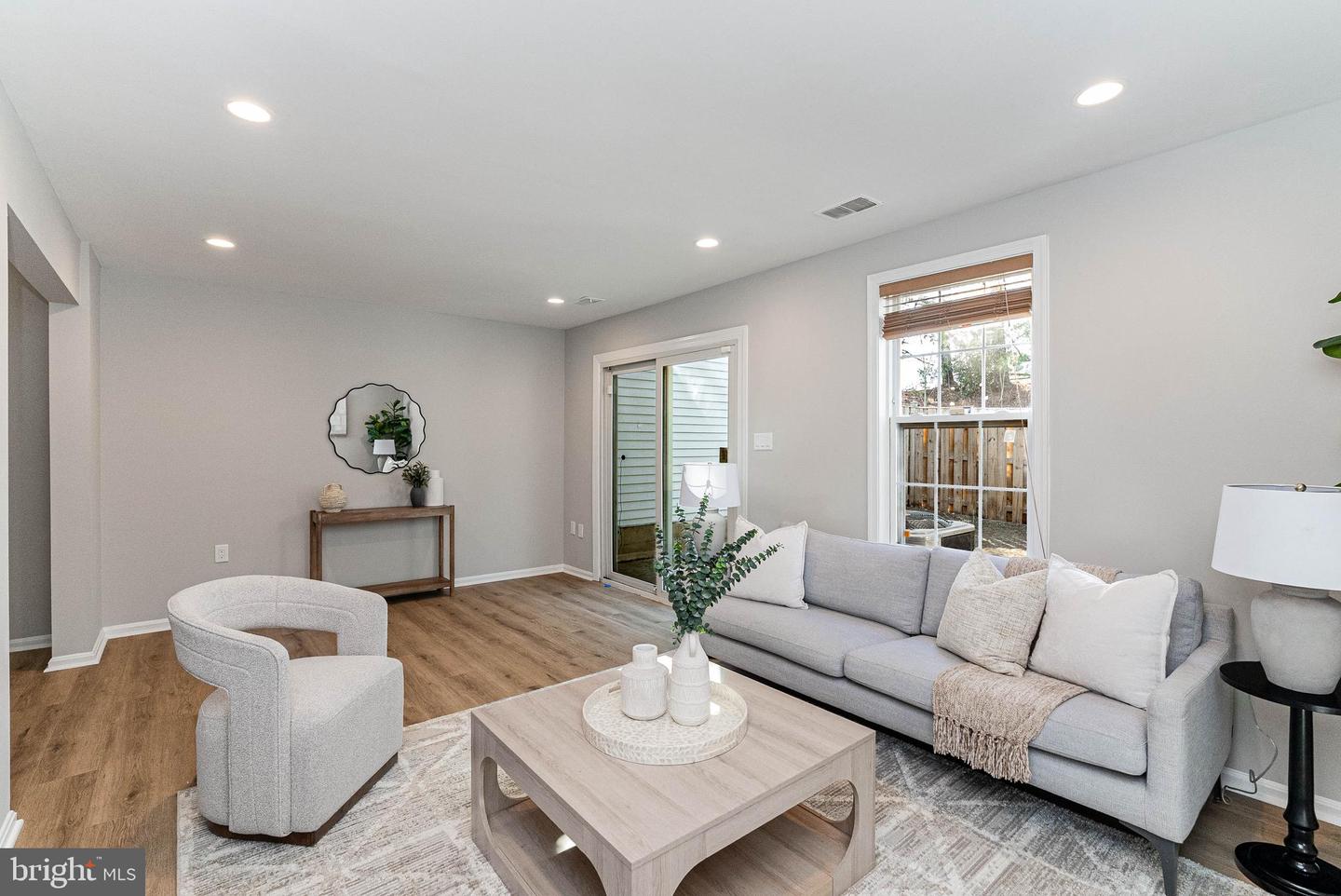 3604 FELMORE CT, WOODBRIDGE, Virginia 22193, 3 Bedrooms Bedrooms, ,1 BathroomBathrooms,Residential,For sale,3604 FELMORE CT,VAPW2110840 MLS # VAPW2110840