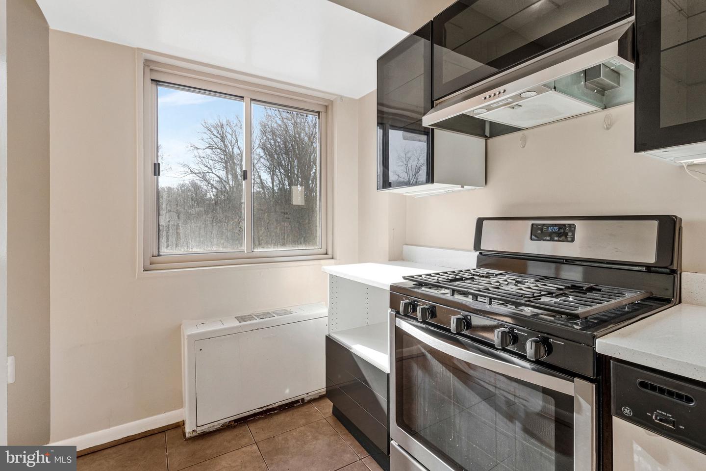 2500 N VAN DORN ST #316, ALEXANDRIA, Virginia 22302, ,1 BathroomBathrooms,Residential,For sale,2500 N VAN DORN ST #316,VAAX2053330 MLS # VAAX2053330