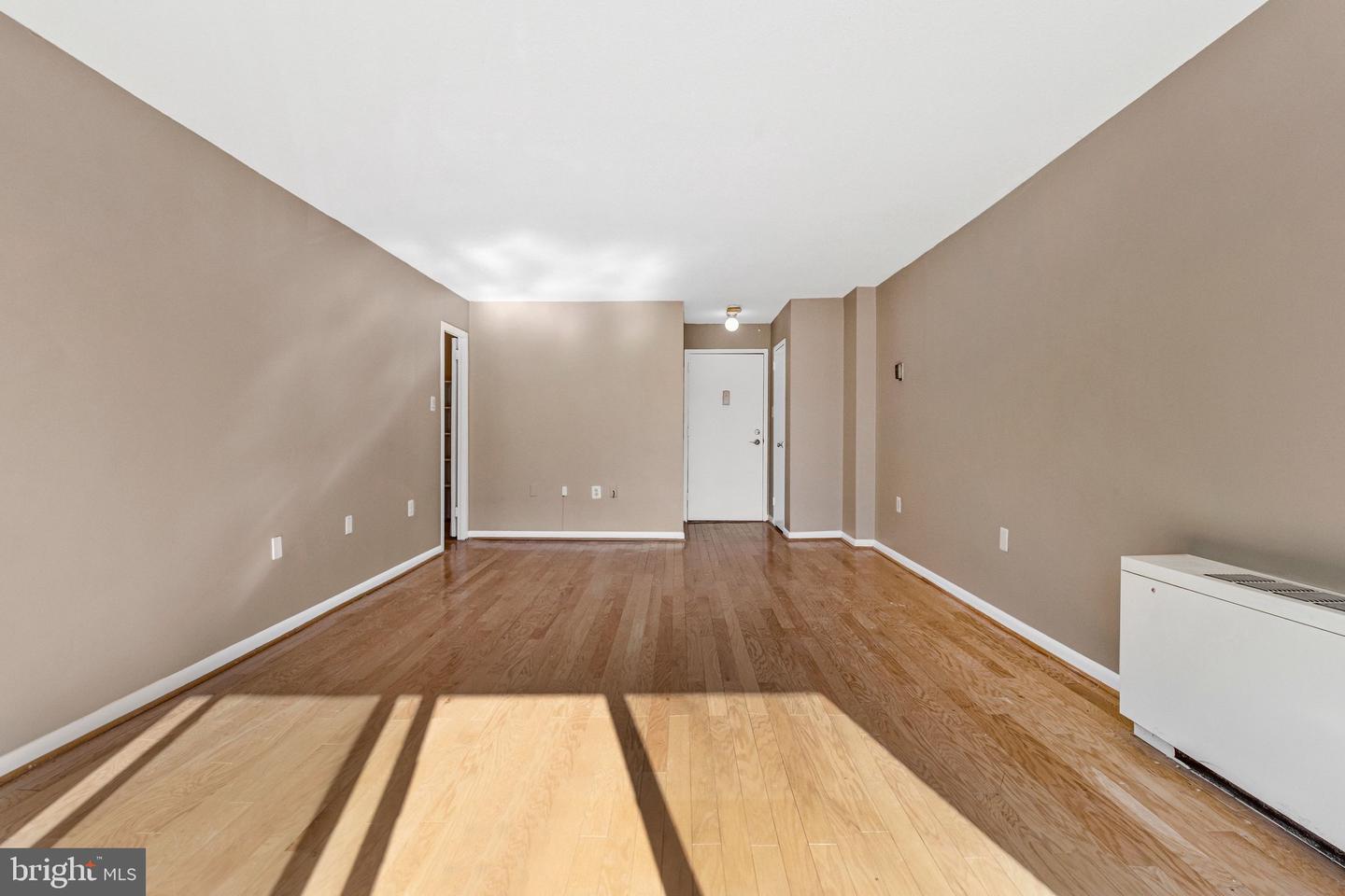 2500 N VAN DORN ST #316, ALEXANDRIA, Virginia 22302, ,1 BathroomBathrooms,Residential,For sale,2500 N VAN DORN ST #316,VAAX2053330 MLS # VAAX2053330