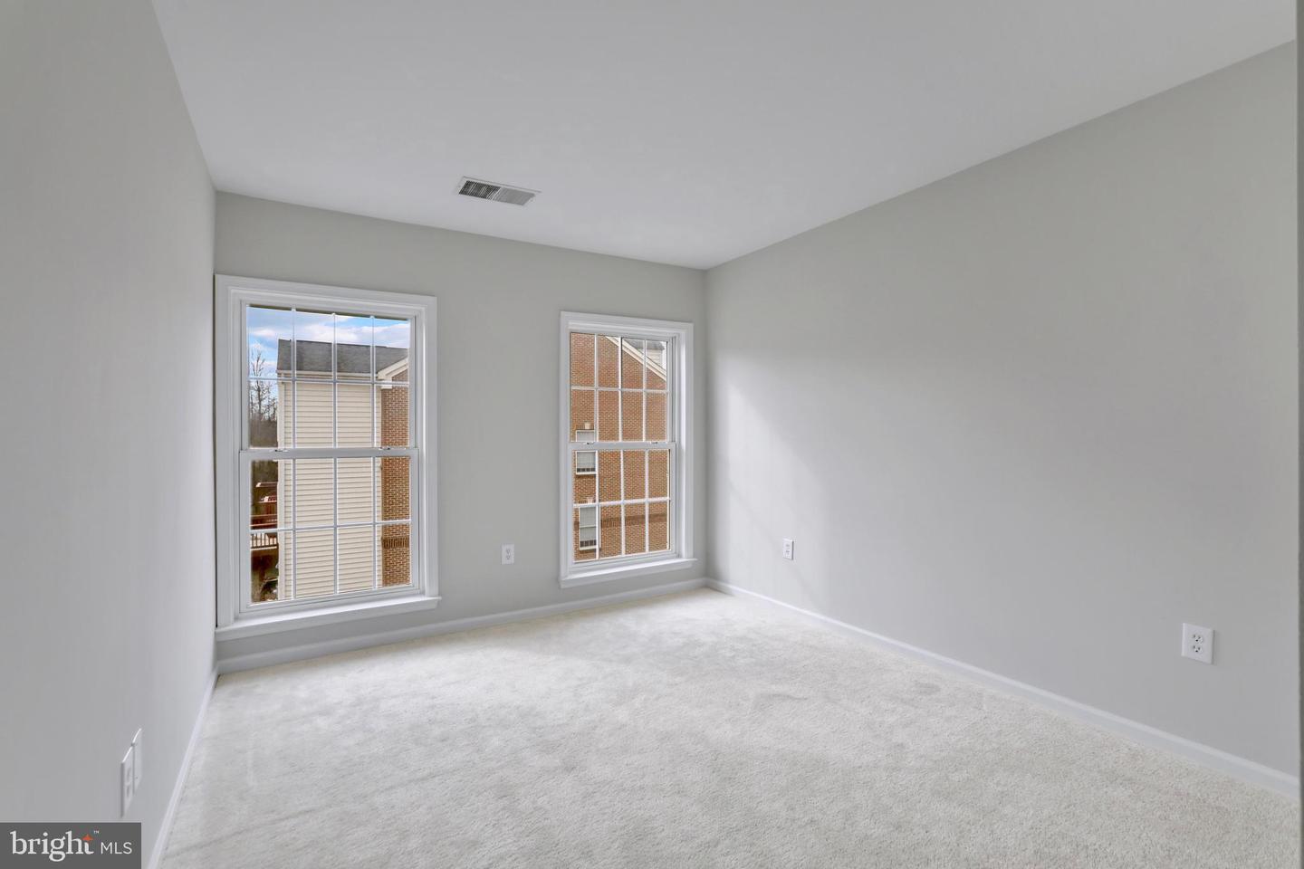 4565 GOSSAMER WAY, FAIRFAX, Virginia 22033, 3 Bedrooms Bedrooms, ,3 BathroomsBathrooms,Residential,For sale,4565 GOSSAMER WAY,VAFX2286616 MLS # VAFX2286616