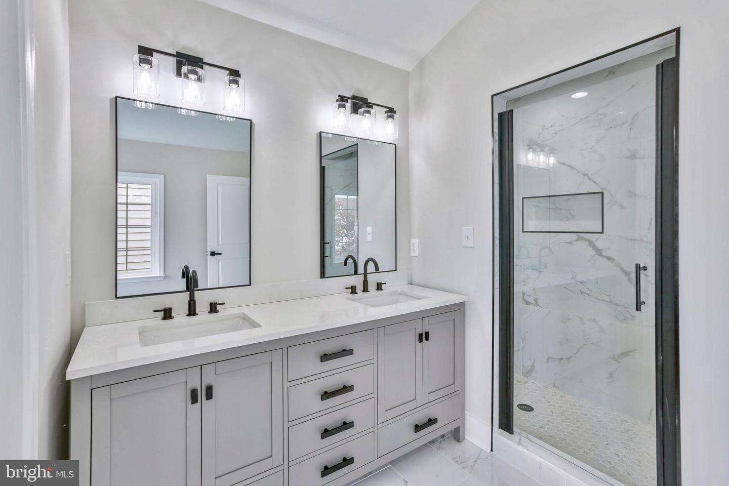 4565 GOSSAMER WAY, FAIRFAX, Virginia 22033, 3 Bedrooms Bedrooms, ,3 BathroomsBathrooms,Residential,For sale,4565 GOSSAMER WAY,VAFX2286616 MLS # VAFX2286616