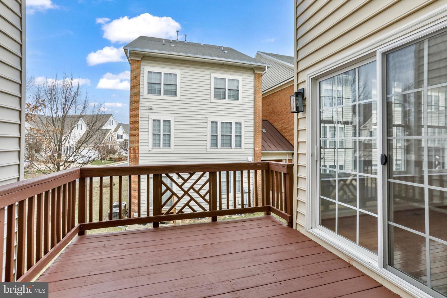 4565 GOSSAMER WAY, FAIRFAX, Virginia 22033, 3 Bedrooms Bedrooms, ,3 BathroomsBathrooms,Residential,For sale,4565 GOSSAMER WAY,VAFX2286616 MLS # VAFX2286616