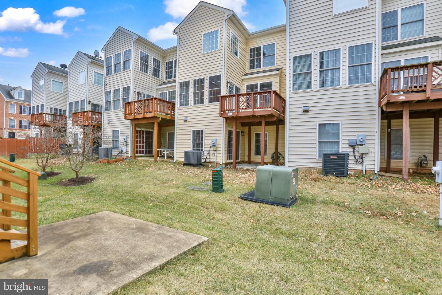 4565 GOSSAMER WAY, FAIRFAX, Virginia 22033, 3 Bedrooms Bedrooms, ,3 BathroomsBathrooms,Residential,For sale,4565 GOSSAMER WAY,VAFX2286616 MLS # VAFX2286616