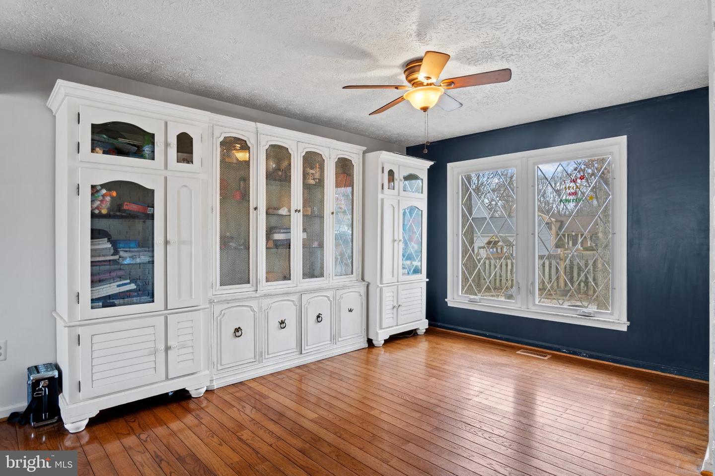 15500 LAUREL RIDGE RD, DUMFRIES, Virginia 22025, 3 Bedrooms Bedrooms, 8 Rooms Rooms,2 BathroomsBathrooms,Residential,For sale,15500 LAUREL RIDGE RD,VAPW2110866 MLS # VAPW2110866