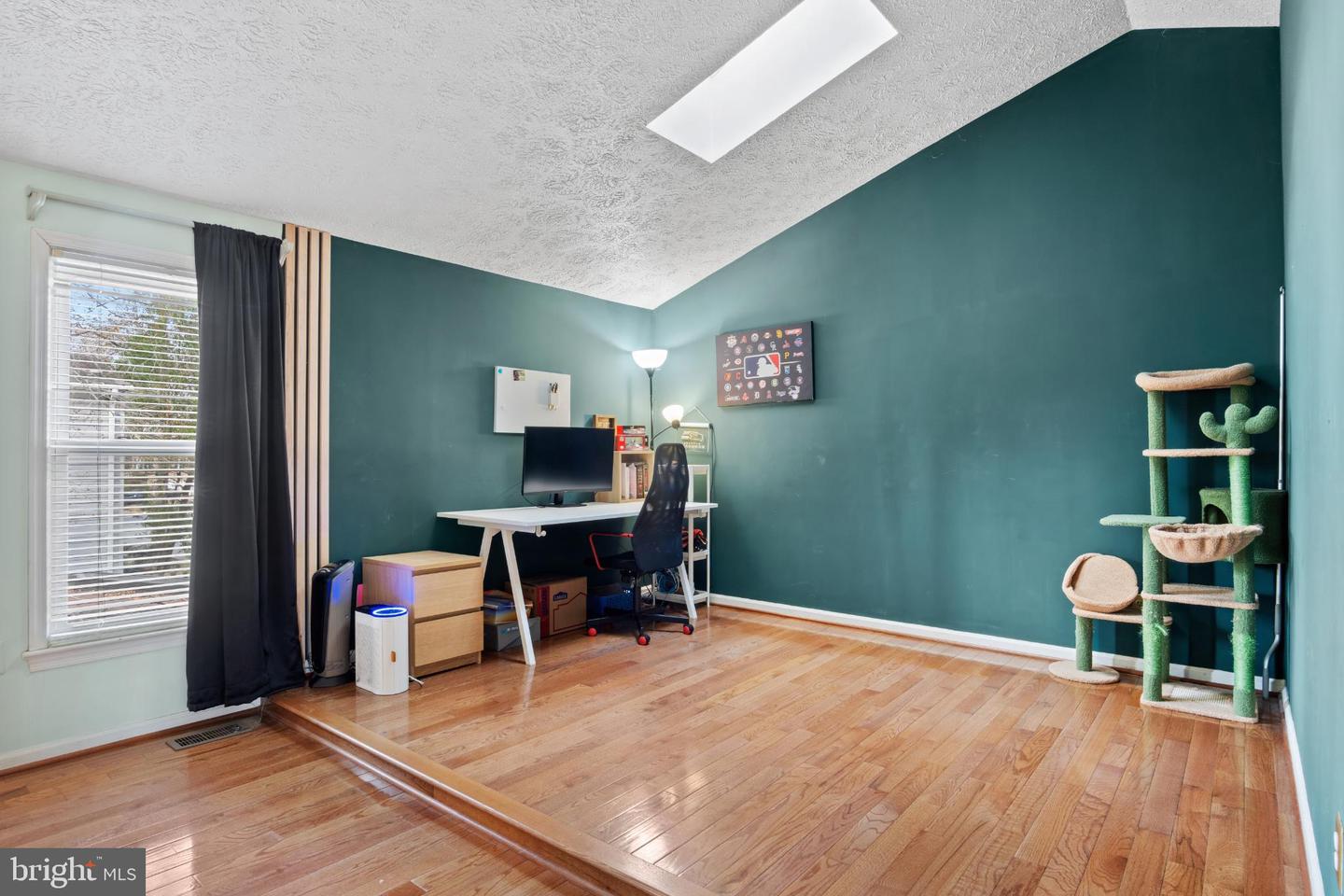 15500 LAUREL RIDGE RD, DUMFRIES, Virginia 22025, 3 Bedrooms Bedrooms, 8 Rooms Rooms,2 BathroomsBathrooms,Residential,For sale,15500 LAUREL RIDGE RD,VAPW2110866 MLS # VAPW2110866