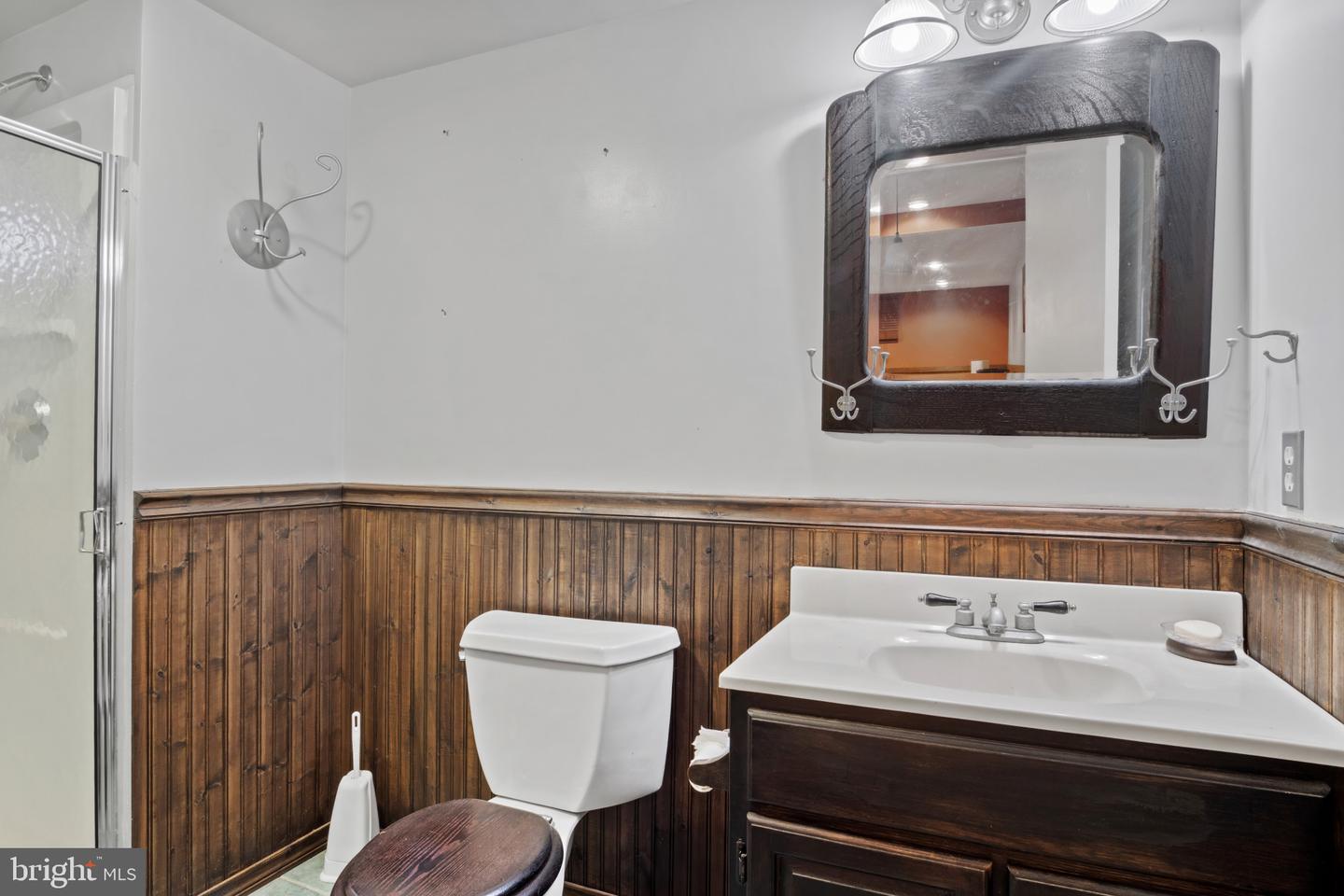 15500 LAUREL RIDGE RD, DUMFRIES, Virginia 22025, 3 Bedrooms Bedrooms, 8 Rooms Rooms,2 BathroomsBathrooms,Residential,For sale,15500 LAUREL RIDGE RD,VAPW2110866 MLS # VAPW2110866