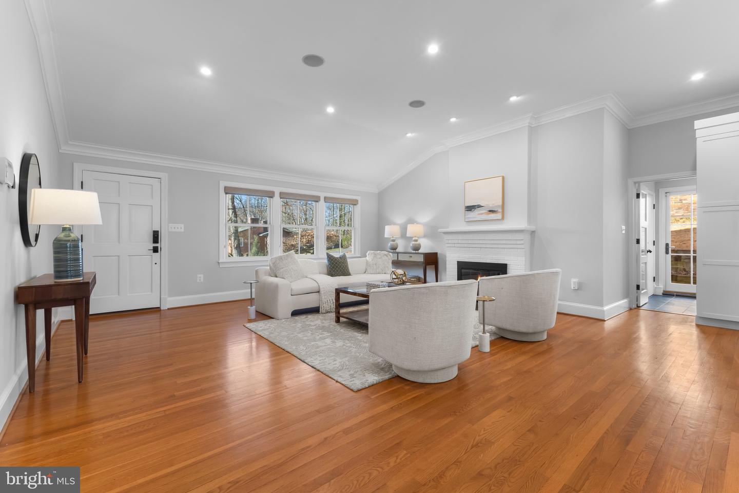 1130 CAMERON RD, ALEXANDRIA, Virginia 22308, 4 Bedrooms Bedrooms, ,3 BathroomsBathrooms,Residential,For sale,1130 CAMERON RD,VAFX2286736 MLS # VAFX2286736