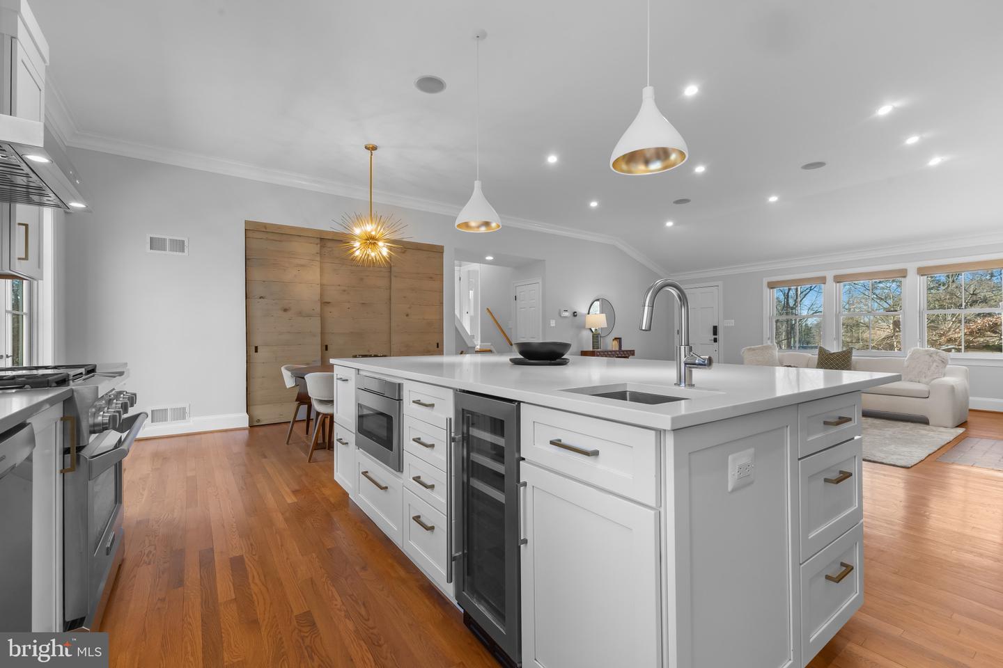 1130 CAMERON RD, ALEXANDRIA, Virginia 22308, 4 Bedrooms Bedrooms, ,3 BathroomsBathrooms,Residential,For sale,1130 CAMERON RD,VAFX2286736 MLS # VAFX2286736