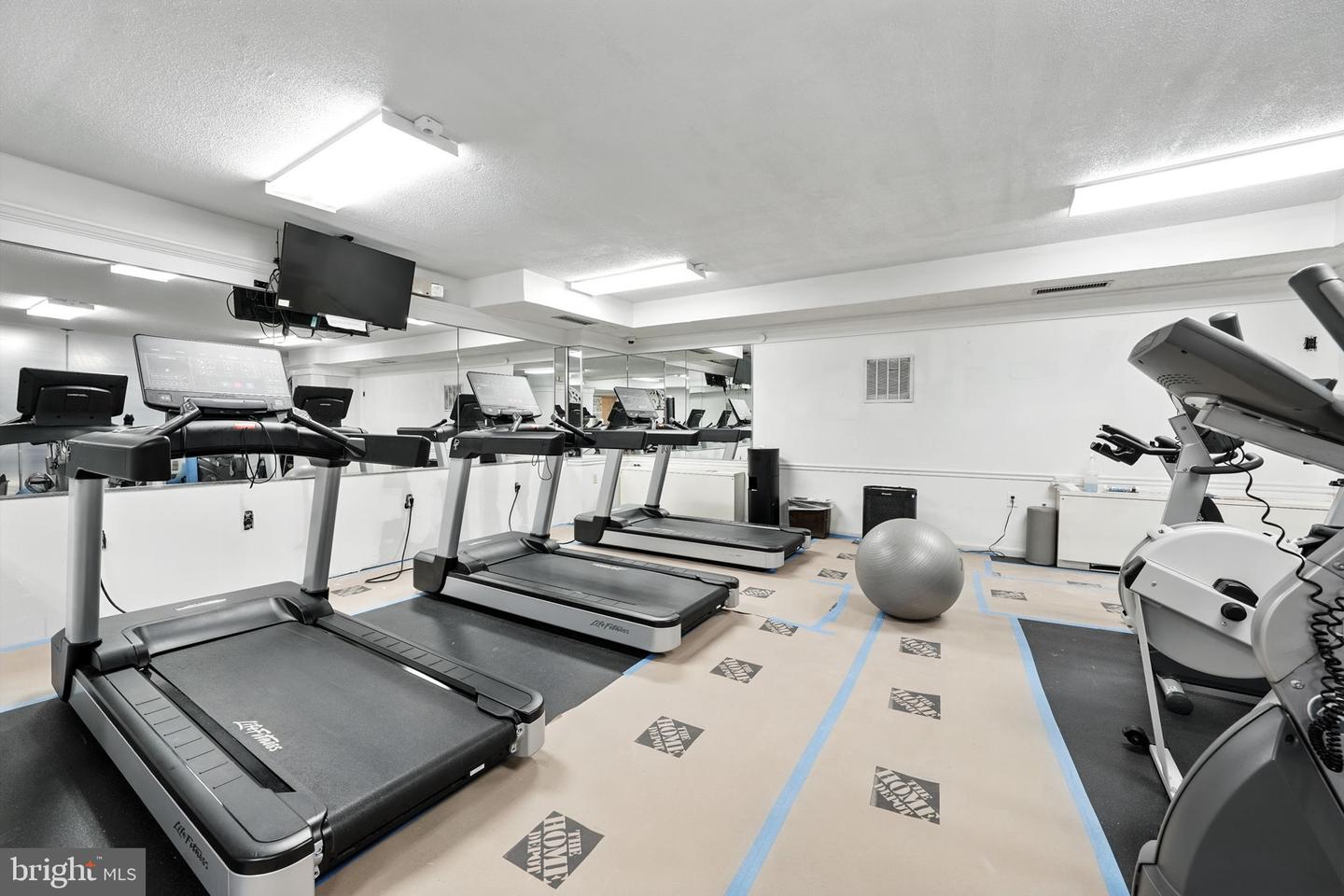 3001 VEAZEY TER NW #726, WASHINGTON, District Of Columbia 20008, 2 Bedrooms Bedrooms, ,2 BathroomsBathrooms,Residential,For sale,3001 VEAZEY TER NW #726,DCDC2242308 MLS # DCDC2242308