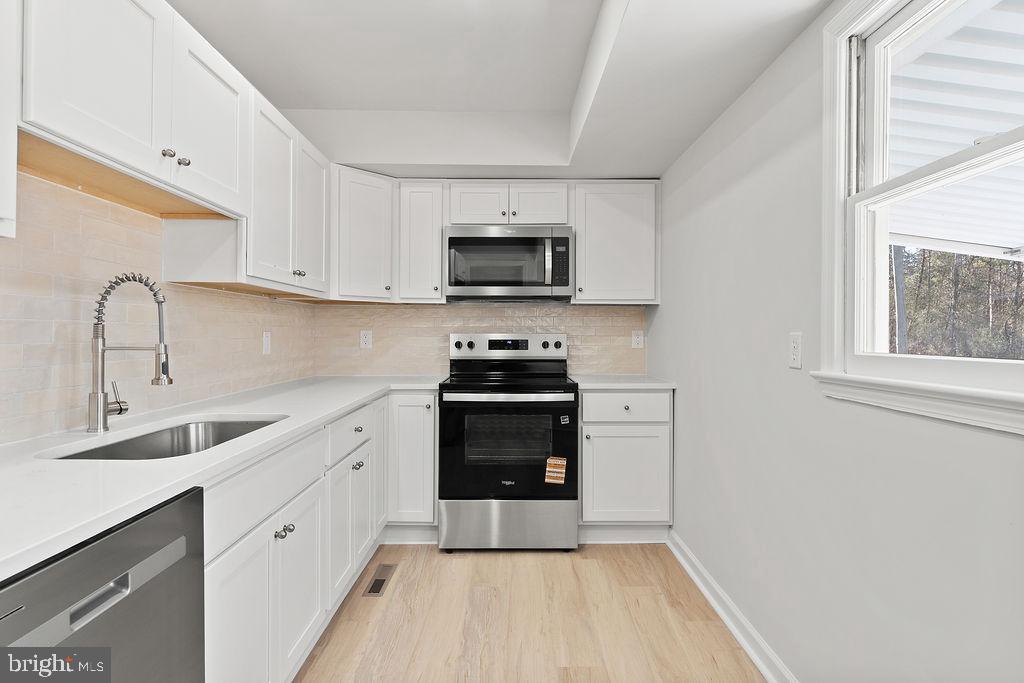 8140 COURTHOUSE RD, SPOTSYLVANIA, Virginia 22551, 4 Bedrooms Bedrooms, ,2 BathroomsBathrooms,Residential,For sale,8140 COURTHOUSE RD,VASP2038768 MLS # VASP2038768