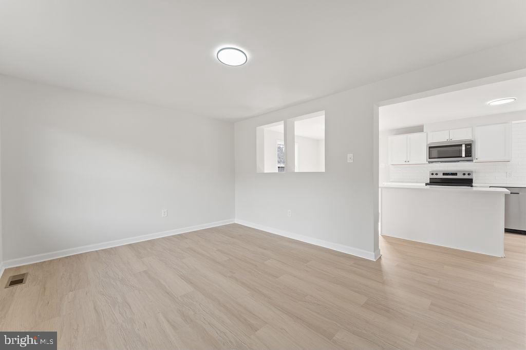 8437 PAMUNKEY RD, SPOTSYLVANIA, Virginia 22551, 3 Bedrooms Bedrooms, ,1 BathroomBathrooms,Residential,For sale,8437 PAMUNKEY RD,VASP2038770 MLS # VASP2038770