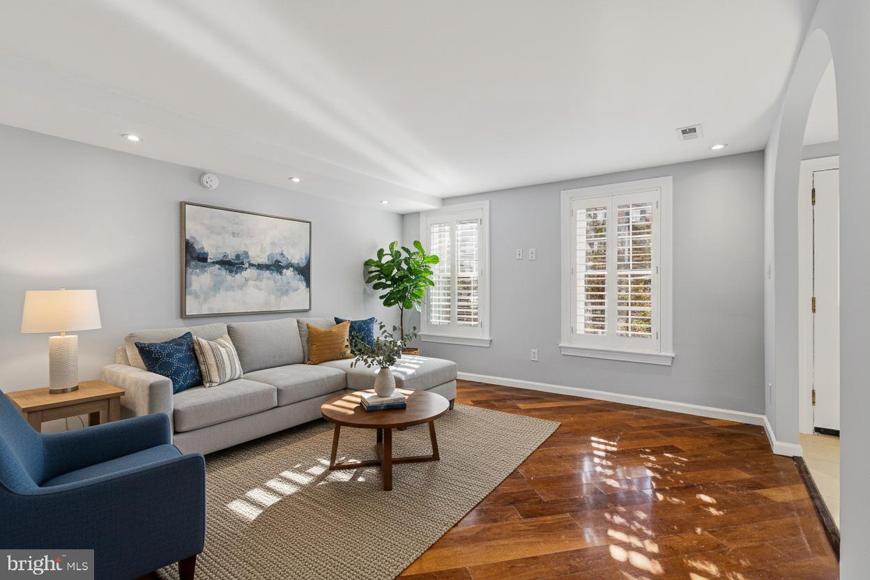 2117 S ST NW, WASHINGTON, District Of Columbia 20008, 2 Bedrooms Bedrooms, ,2 BathroomsBathrooms,Residential,For sale,2117 S ST NW,DCDC2242362 MLS # DCDC2242362 2117 S ST NW, WASHINGTON, District Of Columbia 20008, 2 Bedrooms Bedrooms, ,2 BathroomsBathrooms,Residential,For sale,2117 S ST NW,DCDC2242362 MLS # DCDC2242362