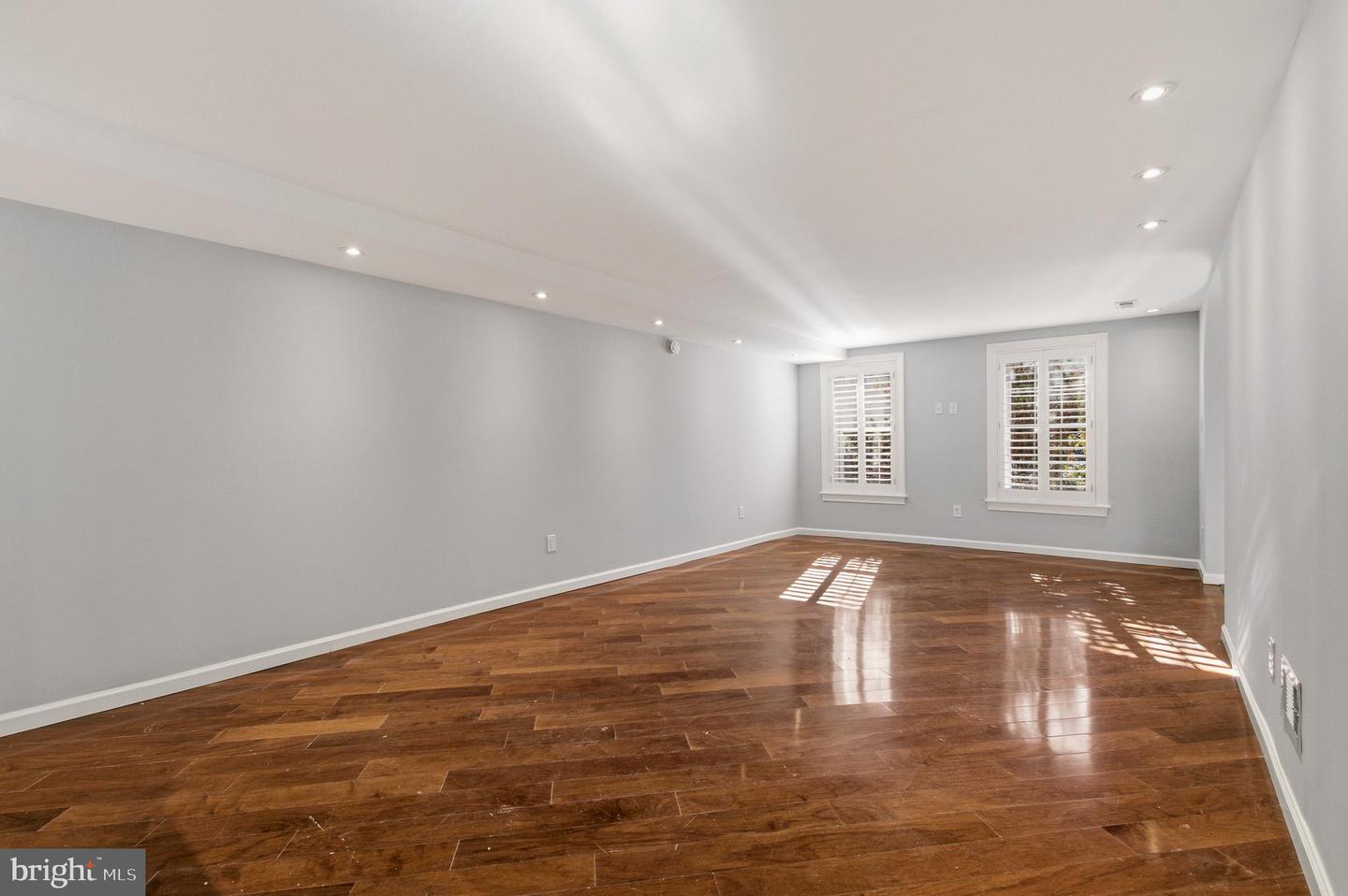 2117 S ST NW, WASHINGTON, District Of Columbia 20008, 2 Bedrooms Bedrooms, ,2 BathroomsBathrooms,Residential,For sale,2117 S ST NW,DCDC2242362 MLS # DCDC2242362 2117 S ST NW, WASHINGTON, District Of Columbia 20008, 2 Bedrooms Bedrooms, ,2 BathroomsBathrooms,Residential,For sale,2117 S ST NW,DCDC2242362 MLS # DCDC2242362