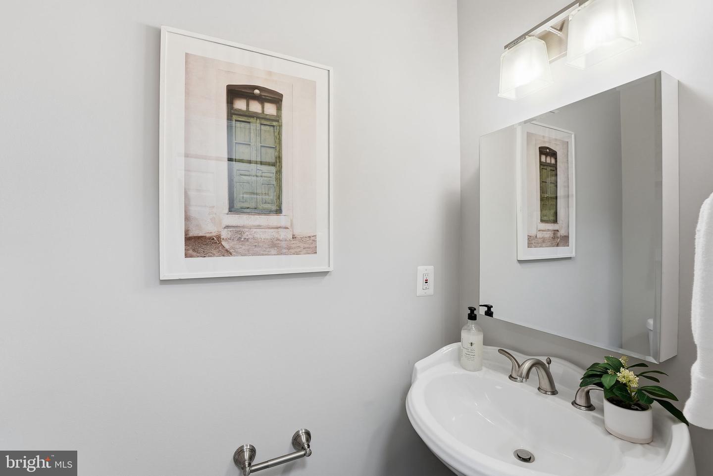 12301 WOODLAWN CT, WOODBRIDGE, Virginia 22192, 3 Bedrooms Bedrooms, ,1 BathroomBathrooms,Residential,For sale,12301 WOODLAWN CT,VAPW2111010 MLS # VAPW2111010