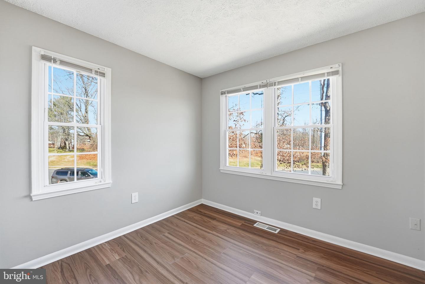 12301 WOODLAWN CT, WOODBRIDGE, Virginia 22192, 3 Bedrooms Bedrooms, ,1 BathroomBathrooms,Residential,For sale,12301 WOODLAWN CT,VAPW2111010 MLS # VAPW2111010