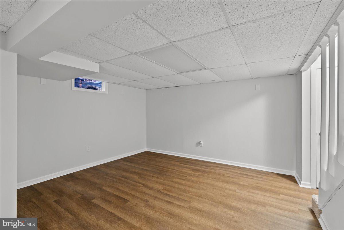 2716 JEFFERSON DR, ALEXANDRIA, Virginia 22303, 2 Bedrooms Bedrooms, 3 Rooms Rooms,1 BathroomBathrooms,Residential,For sale,2716 JEFFERSON DR,VAFX2287030 MLS # VAFX2287030