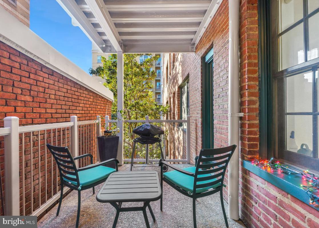 1124 10TH ST NW #4B, WASHINGTON, District Of Columbia 20001, 2 Bedrooms Bedrooms, ,2 BathroomsBathrooms,Residential,For sale,1124 10TH ST NW #4B,DCDC2242824 MLS # DCDC2242824 1124 10TH ST NW #4B, WASHINGTON, District Of Columbia 20001, 2 Bedrooms Bedrooms, ,2 BathroomsBathrooms,Residential,For sale,1124 10TH ST NW #4B,DCDC2242824 MLS # DCDC2242824