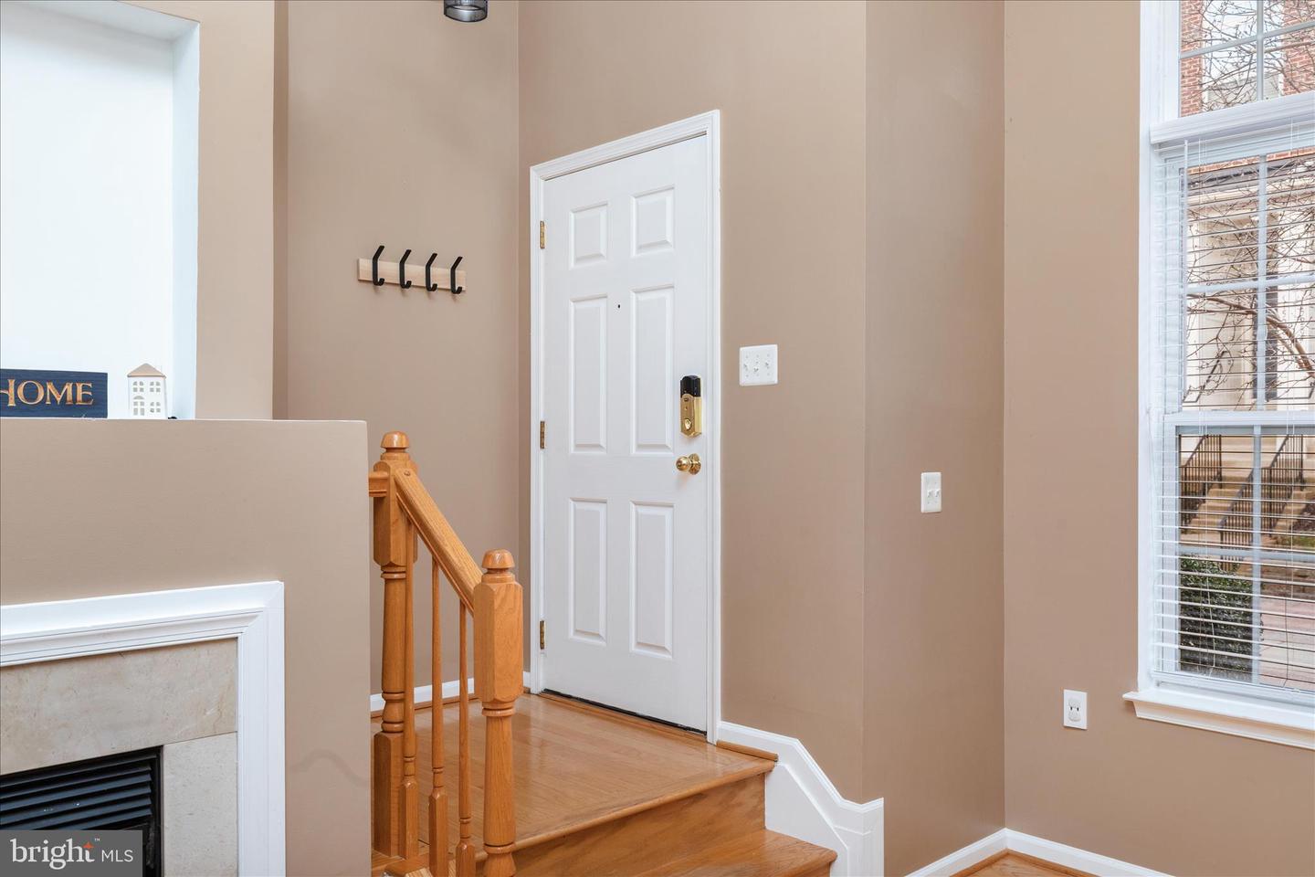 15246 ROSEMONT MANOR DR, HAYMARKET, Virginia 20169, 2 Bedrooms Bedrooms, ,2 BathroomsBathrooms,Residential,For sale,15246 ROSEMONT MANOR DR,VAPW2111048 MLS # VAPW2111048