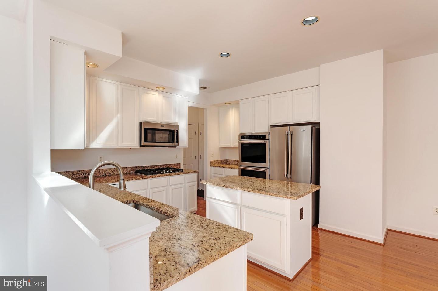 7708 STONE WHEAT CT, ALEXANDRIA, Virginia 22315, 5 Bedrooms Bedrooms, ,3 BathroomsBathrooms,Residential,For sale,7708 STONE WHEAT CT,VAFX2287120 MLS # VAFX2287120