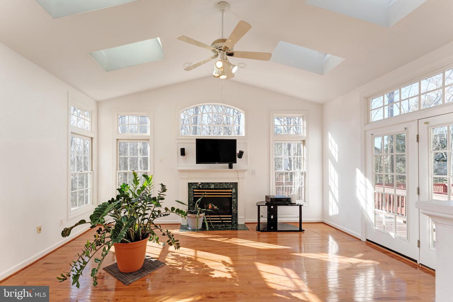 7708 STONE WHEAT CT, ALEXANDRIA, Virginia 22315, 5 Bedrooms Bedrooms, ,3 BathroomsBathrooms,Residential,For sale,7708 STONE WHEAT CT,VAFX2287120 MLS # VAFX2287120