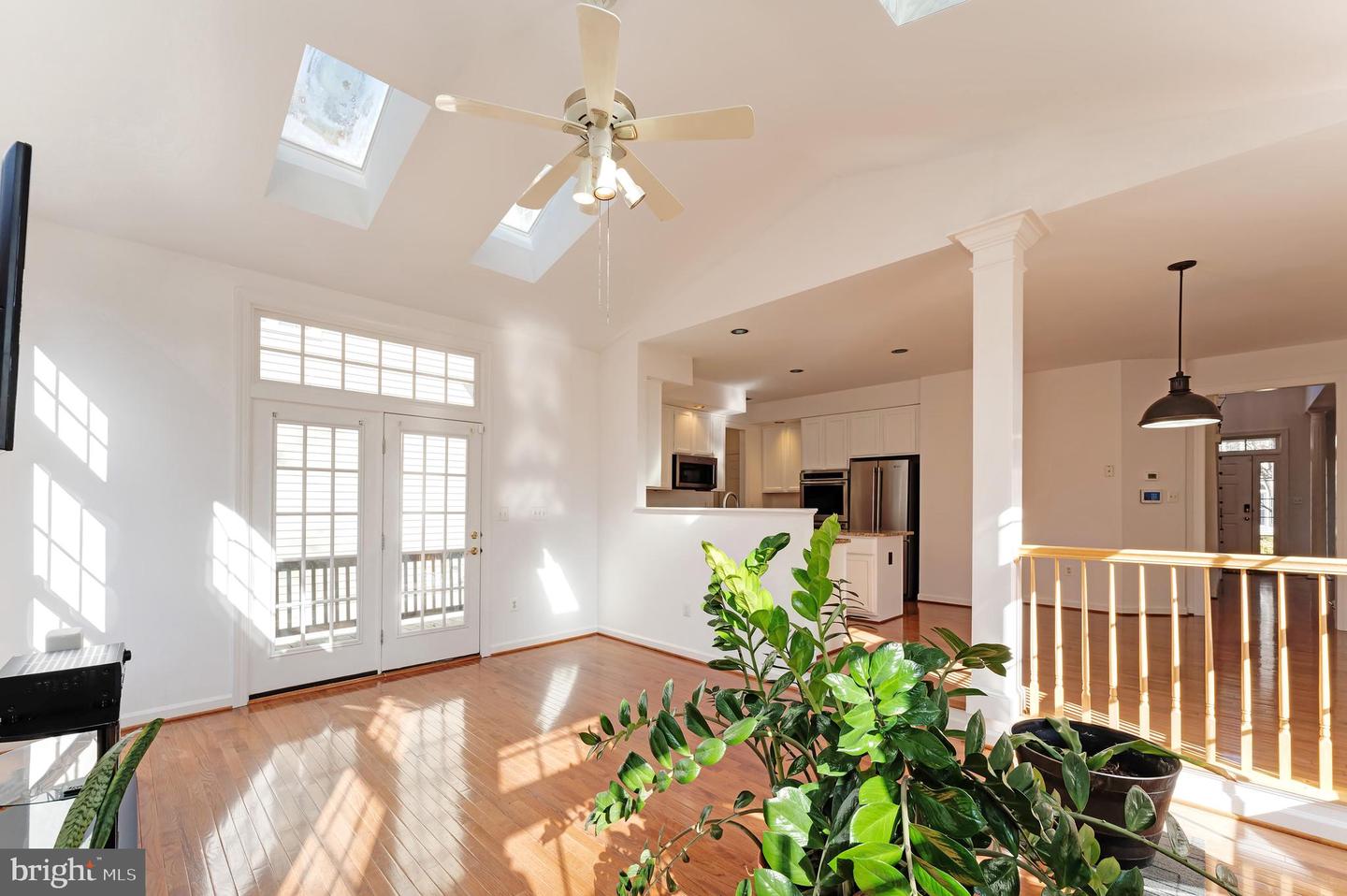 7708 STONE WHEAT CT, ALEXANDRIA, Virginia 22315, 5 Bedrooms Bedrooms, ,3 BathroomsBathrooms,Residential,For sale,7708 STONE WHEAT CT,VAFX2287120 MLS # VAFX2287120