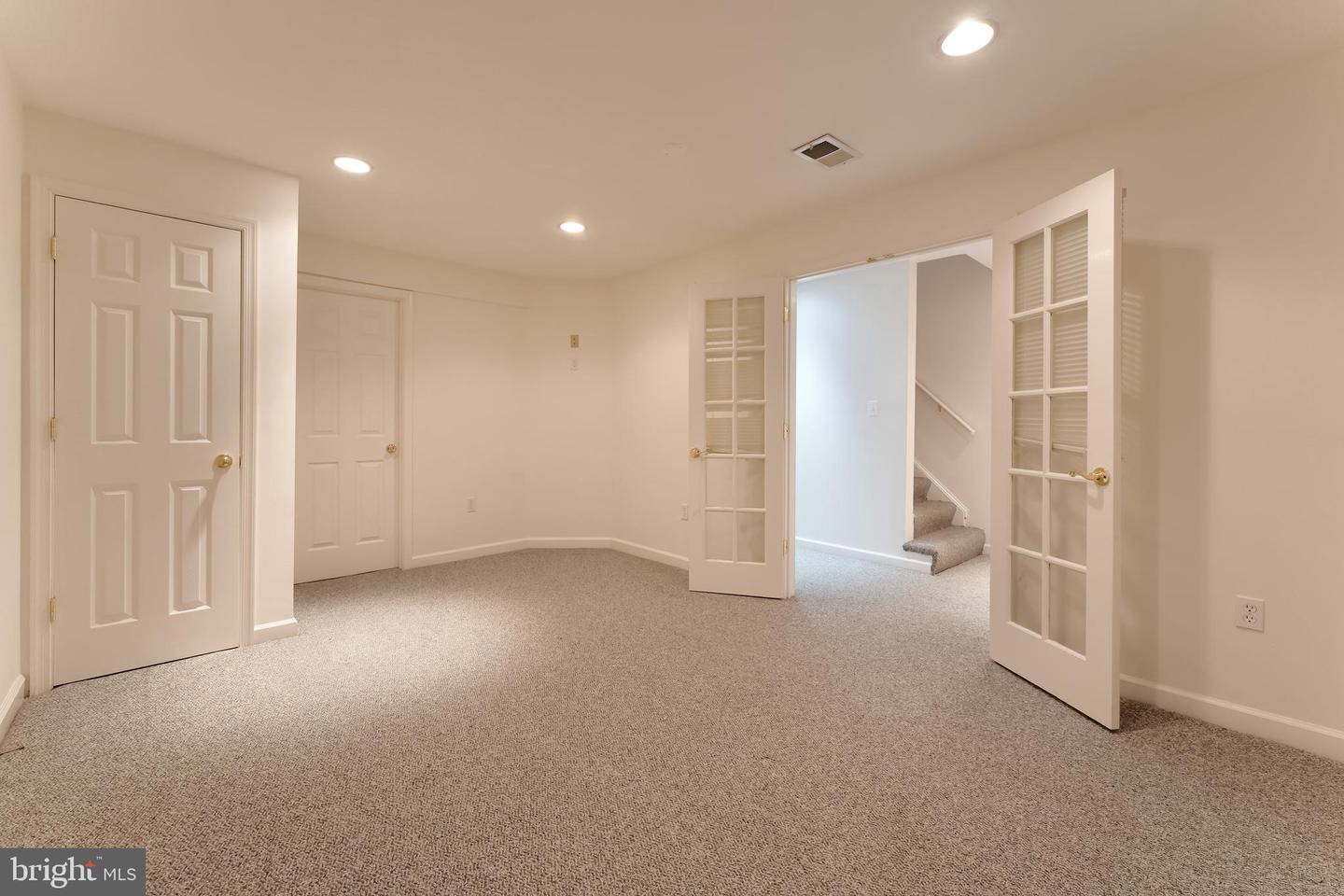 7708 STONE WHEAT CT, ALEXANDRIA, Virginia 22315, 5 Bedrooms Bedrooms, ,3 BathroomsBathrooms,Residential,For sale,7708 STONE WHEAT CT,VAFX2287120 MLS # VAFX2287120