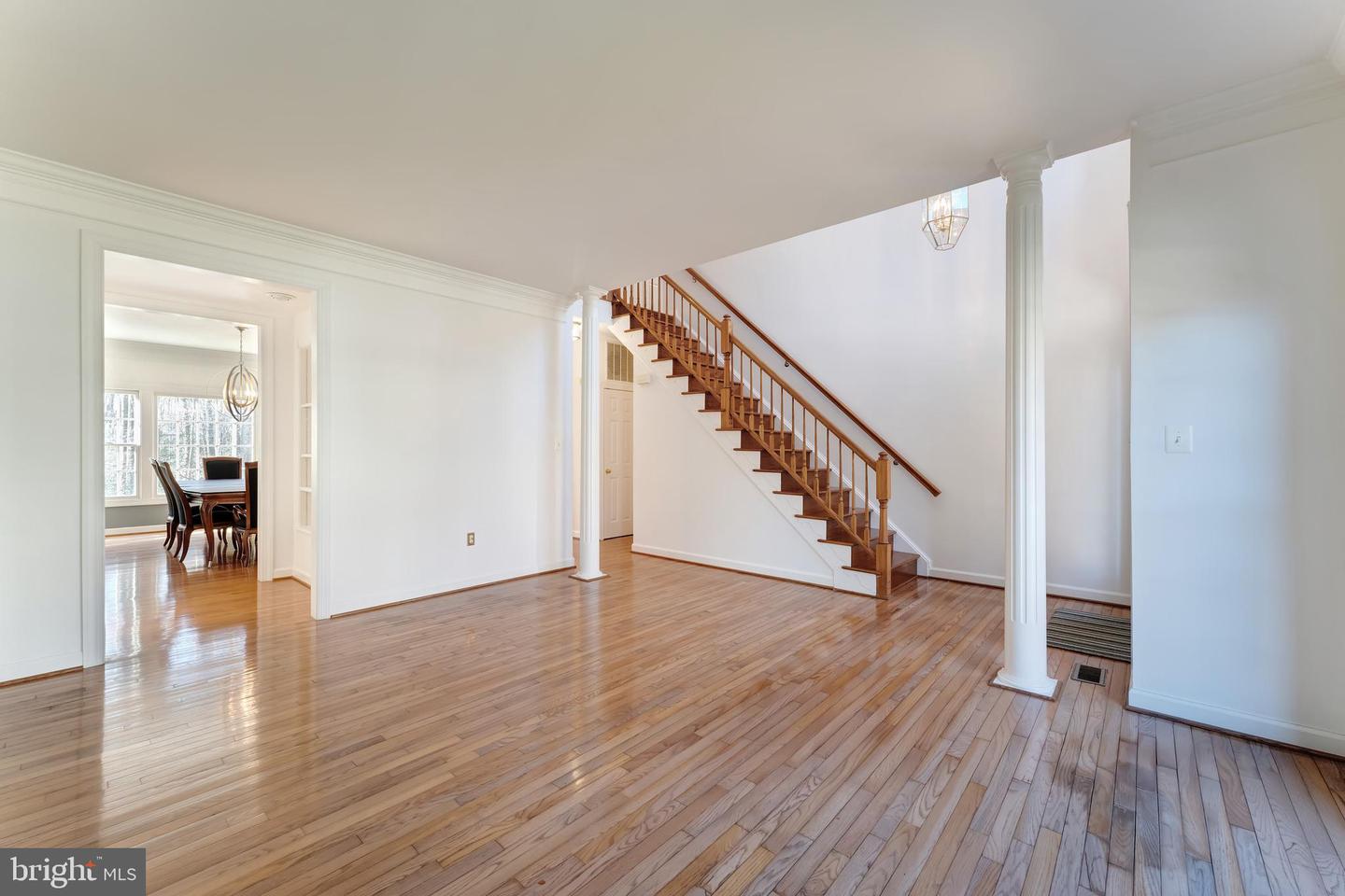 7708 STONE WHEAT CT, ALEXANDRIA, Virginia 22315, 5 Bedrooms Bedrooms, ,3 BathroomsBathrooms,Residential,For sale,7708 STONE WHEAT CT,VAFX2287120 MLS # VAFX2287120