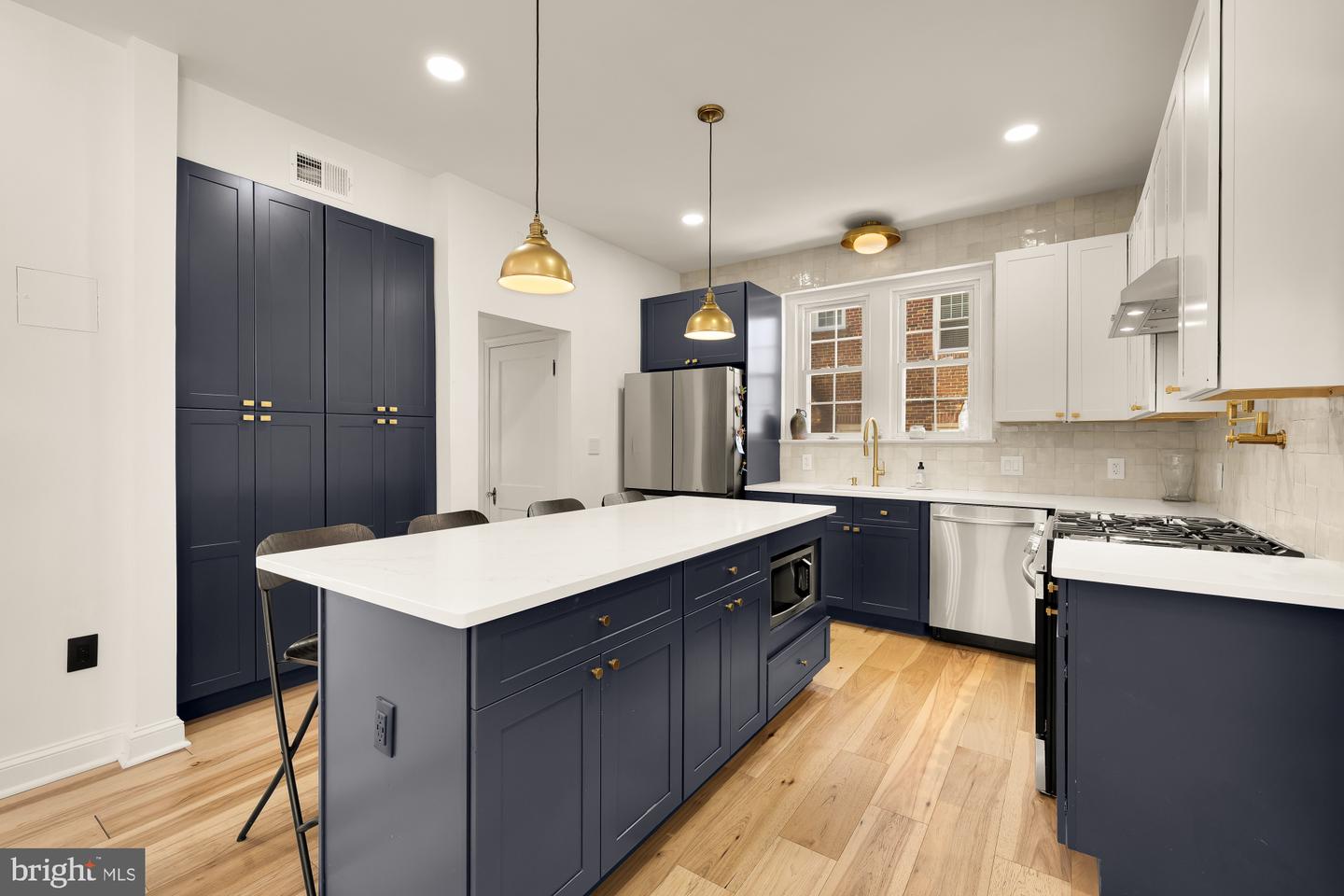 3422 PENNSYLVANIA AVE SE, WASHINGTON, District Of Columbia 20020, 5 Bedrooms Bedrooms, ,2 BathroomsBathrooms,Residential,For sale,3422 PENNSYLVANIA AVE SE,DCDC2242896 MLS # DCDC2242896