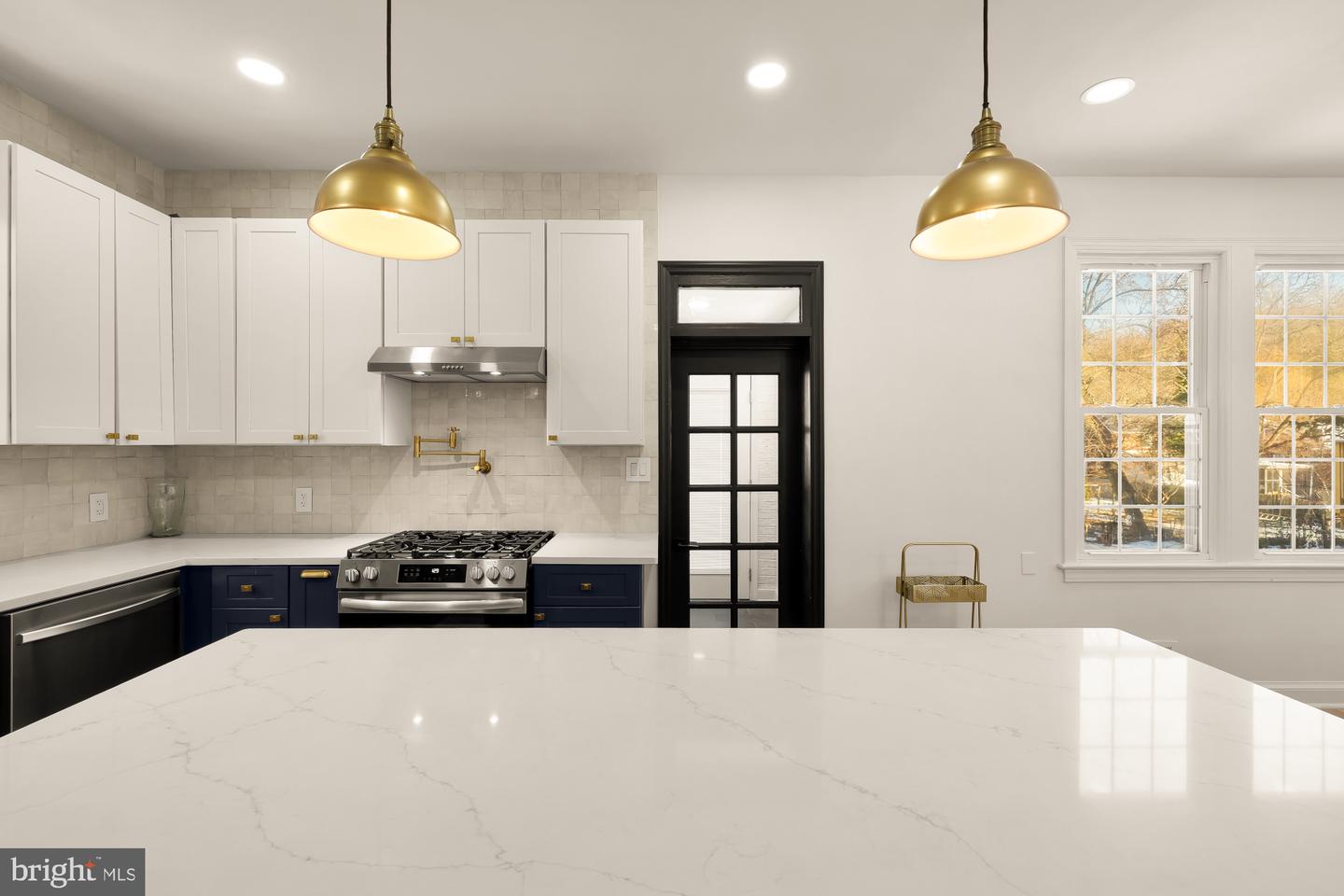 3422 PENNSYLVANIA AVE SE, WASHINGTON, District Of Columbia 20020, 5 Bedrooms Bedrooms, ,2 BathroomsBathrooms,Residential,For sale,3422 PENNSYLVANIA AVE SE,DCDC2242896 MLS # DCDC2242896