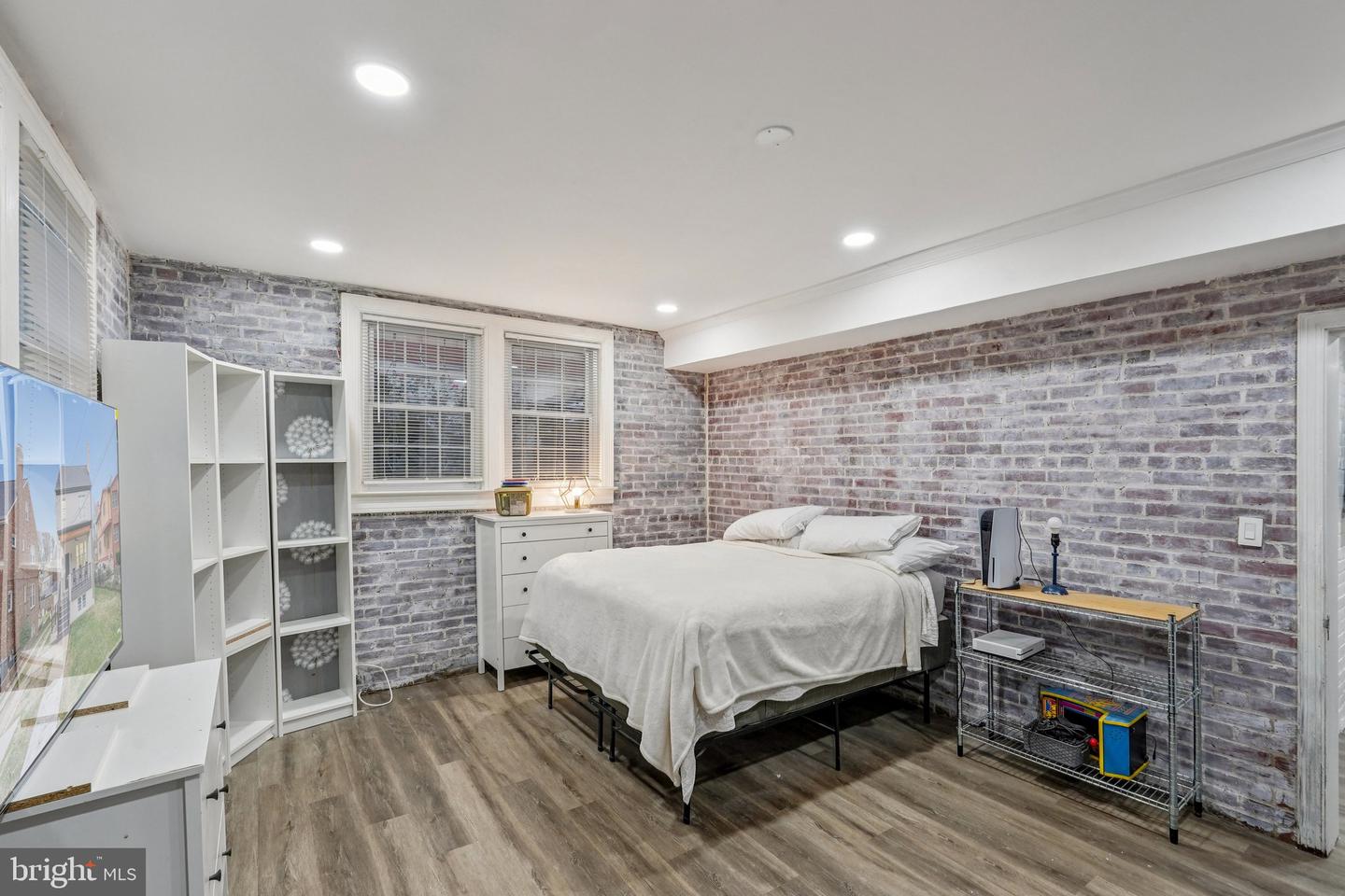 3422 PENNSYLVANIA AVE SE, WASHINGTON, District Of Columbia 20020, 5 Bedrooms Bedrooms, ,2 BathroomsBathrooms,Residential,For sale,3422 PENNSYLVANIA AVE SE,DCDC2242896 MLS # DCDC2242896