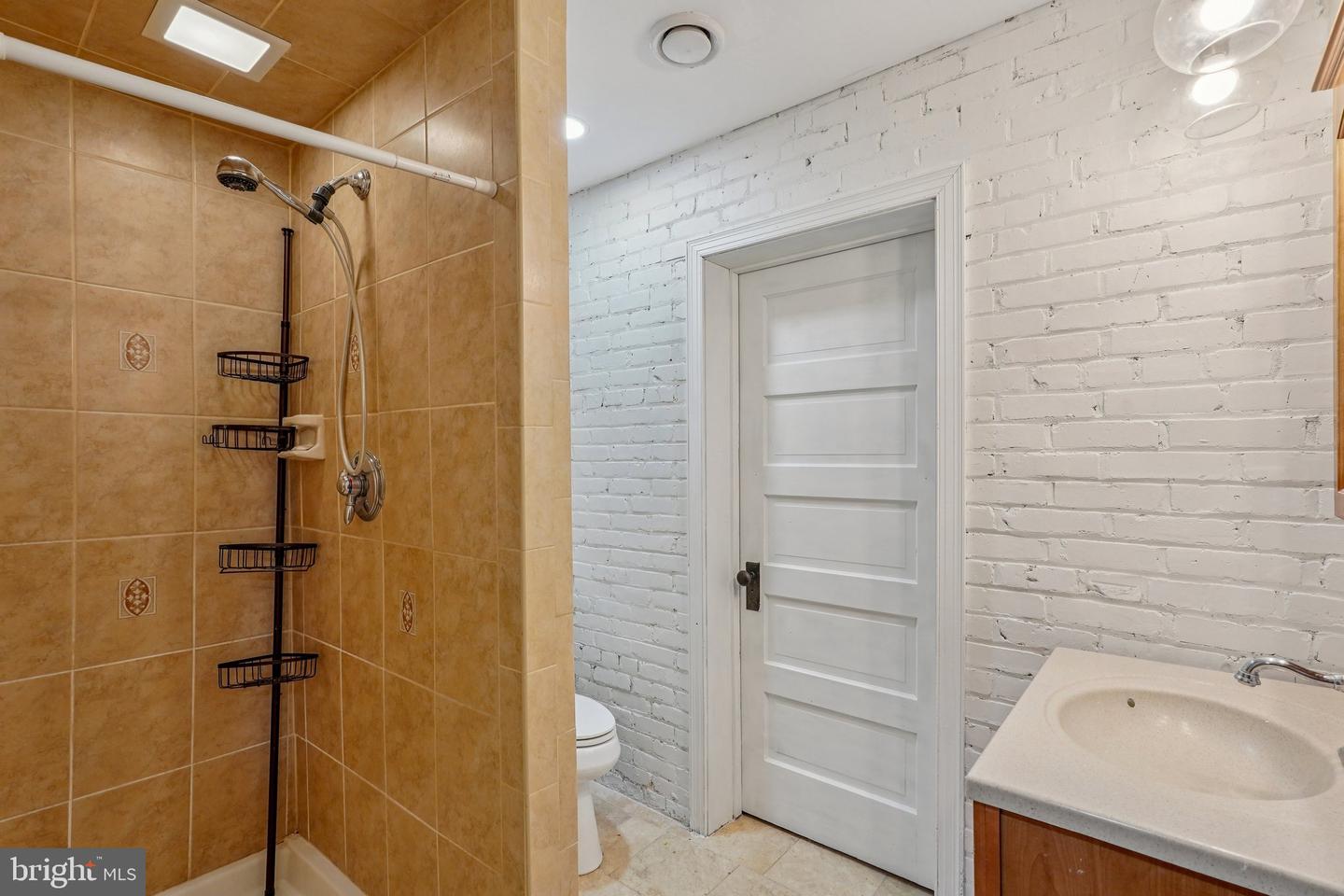 3422 PENNSYLVANIA AVE SE, WASHINGTON, District Of Columbia 20020, 5 Bedrooms Bedrooms, ,2 BathroomsBathrooms,Residential,For sale,3422 PENNSYLVANIA AVE SE,DCDC2242896 MLS # DCDC2242896