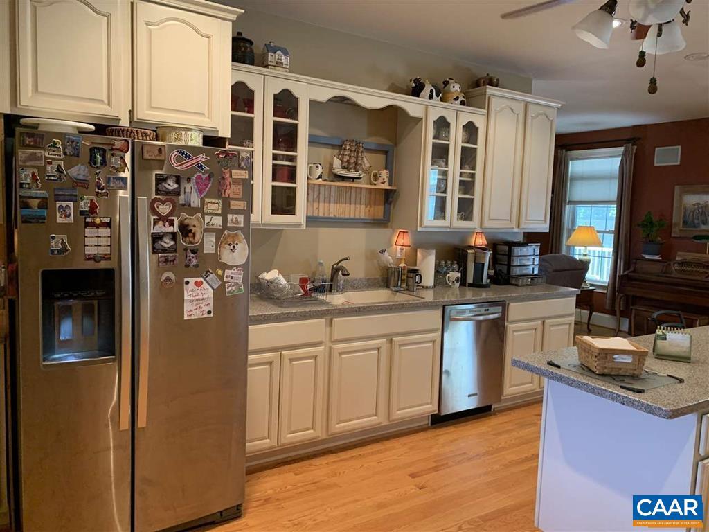 3206 SCARLET OAK LN, CHARLOTTESVILLE, Virginia 22911, 5 Bedrooms Bedrooms, ,4 BathroomsBathrooms,Residential,For sale,3206 SCARLET OAK LN,672736 MLS # 672736