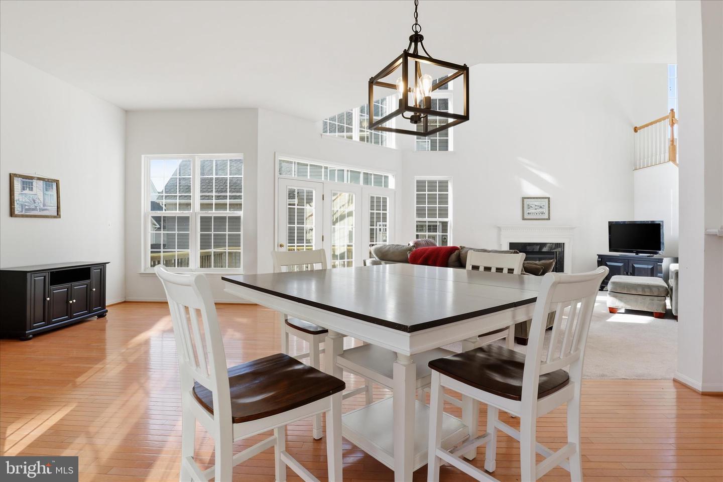 17447 LETHRIDGE CIR, ROUND HILL, Virginia 20141, 4 Bedrooms Bedrooms, ,2 BathroomsBathrooms,Residential,For sale,17447 LETHRIDGE CIR,VALO2114456 MLS # VALO2114456