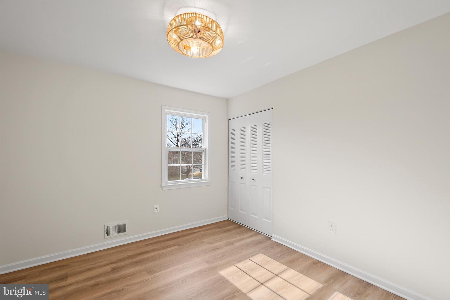 7936 SAINT DENNIS DR, SPRINGFIELD, Virginia 22153, 5 Bedrooms Bedrooms, ,3 BathroomsBathrooms,Residential,For sale,7936 SAINT DENNIS DR,VAFX2287232 MLS # VAFX2287232